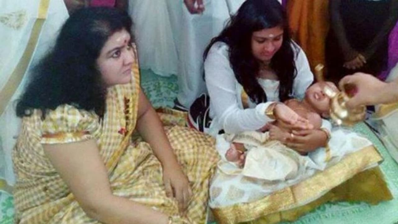 <p>இயக்குநர்களால் நடிப்பு ராட்சஷி என... புகழக்கூடியவர் நடிகை ஊர்வசி.</p> <p>இயக்குநர்களால் நடிப்பு ராட்சஷி என... புகழக்கூடியவர் நடிகை ஊர்வசி.</p>