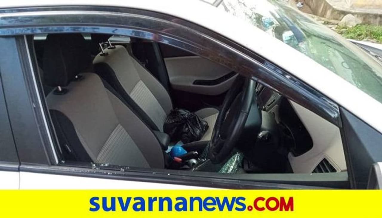 <p>ಚಿನ್ನ ಬೆಳ್ಳಿ ವ್ಯಾಪಾರಿಯಾಗಿರುವ ಮನೋಜ್ ಕುಮಾರ್</p>