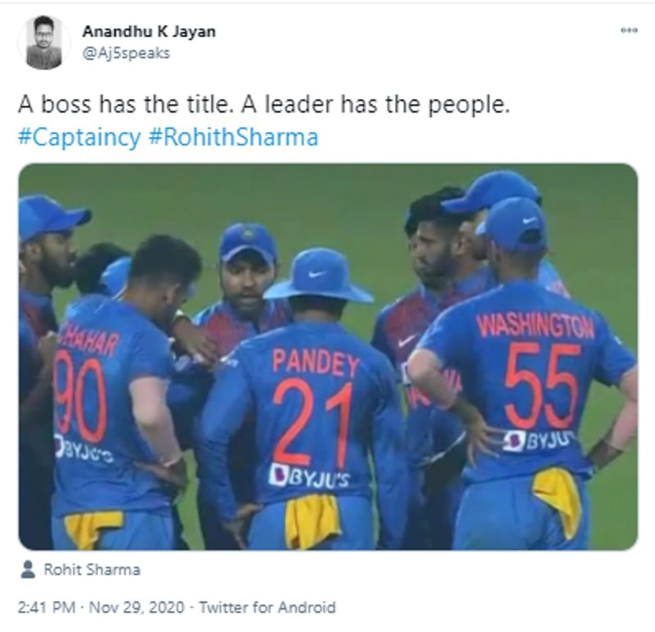 <p>കോലിക്ക് പകരം രോഹിത്തിനെ ഏകദിന, ടി20 ടീമുകളുടെ നായകനാക്കണമെന്ന ആവശ്യവുമായി ആരാധകര്.</p> <p>കോലിക്ക് പകരം രോഹിത്തിനെ ഏകദിന, ടി20 ടീമുകളുടെ നായകനാക്കണമെന്ന ആവശ്യവുമായി ആരാധകര്.</p>