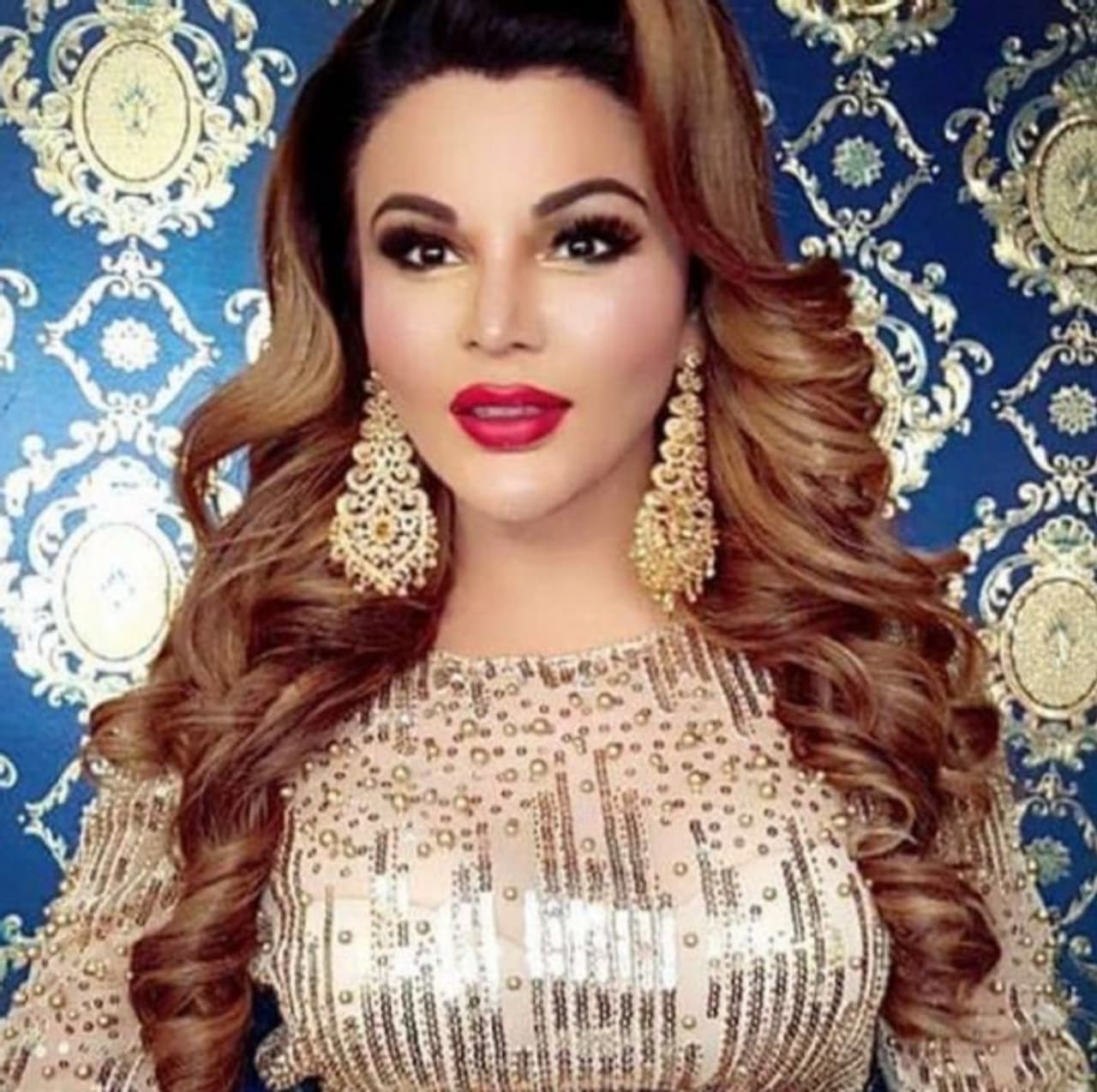 <p>ಬಿಗ್ಬಾಸ್ 14ರಲ್ಲಿ ಒಂದರ ಮೇಕೊಂದು ಟ್ವಿಸ್ಟ್ ಸಿಗುತ್ತಲೇ ಇದೆ.</p> <p>ಬಿಗ್ಬಾಸ್ 14ರಲ್ಲಿ ಒಂದರ ಮೇಕೊಂದು ಟ್ವಿಸ್ಟ್ ಸಿಗುತ್ತಲೇ ಇದೆ.</p>