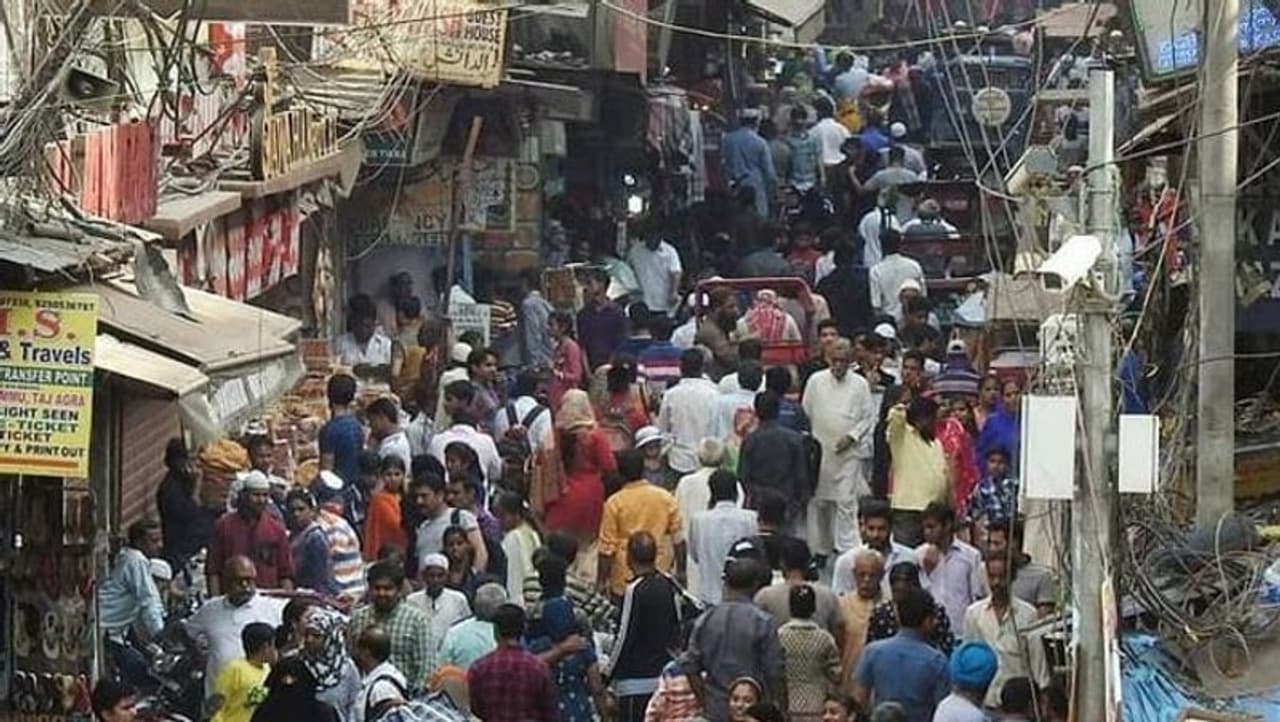 <p>The SOPs outlined that market places in containment zones shall remain closed. Shop owners and employees living in containment zones shall not be allowed entry into marketplaces.</p> <p>The SOPs outlined that market places in containment zones shall remain closed. Shop owners and employees living in containment zones shall not be allowed entry into marketplaces.</p>