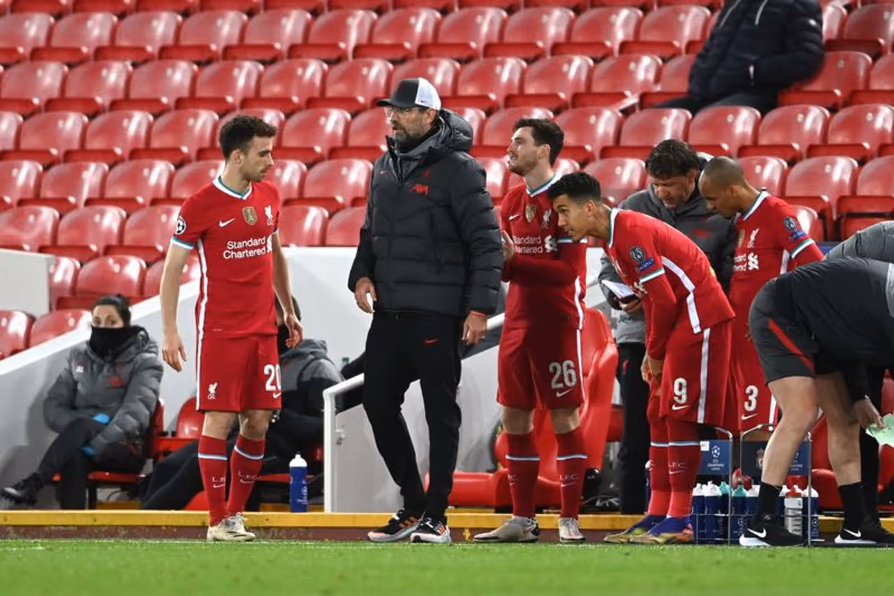 <p>Liverpool is one of the most successful clubs in England. Meanwhile, its resurgence of late has had pundits and fans talking, as everyone seems to be enjoying it.</p> <p>Liverpool is one of the most successful clubs in England. Meanwhile, its resurgence of late has had pundits and fans talking, as everyone seems to be enjoying it.</p>