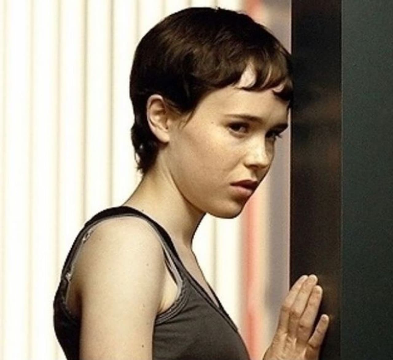 <p>ಆಸ್ಕರ್ ನಾಮನಿರ್ದೇಶಿತ ಸಿನಿಮಾ ಜುನೋ ಹಾಗೂ ನೆಟ್‌ಫ್ಲಿಕ್ಸ್‌ನ ದಿ ಅಂಬ್ರೆಲ್ಲಾ ಅಕಾಡೆಮಿ ಸ್ಟಾರ್ ತಾನು ತೃತೀಯ ಲಿಂಗಿ ಎಂದು ಘೋಷಿಸಿಕೊಂಡಿದ್ದಾರೆ.</p>