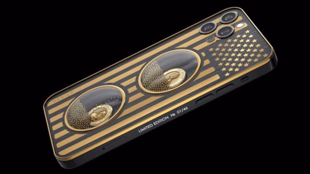<p>డిజైన్&nbsp;<br />ఫోన్ కేసుకి టైటానియం ఫినిషింగ్ ఇచ్చారు, ఫోన్ వెనుక భాగంలో అమెరికన్ జెండా ఫోటోతో పాటు 50 నక్షత్రాలు, ఏడు చారలతో ఉంటుంది. వెనుక మధ్య భాగంలో అమెరికా అధ్యక్షుడు జో బిడెన్, ట్రంప్ ఫోటోలతో &nbsp;స్వచ్చమైన 750 బంగారు గింజలతో &nbsp;హవర్ గ్లాస్ డిజైన్‌ ఏర్పాటు చేశారు. ఈ కస్టమ్ హ్యాండ్‌సెట్లు కేవలం ప్రపంచవ్యాప్తంగా 46 మాత్రమే ఉన్నాయి, ఇది అమెరికాలోని మొత్తం అధ్యక్షుల చరిత్రను సూచిస్తుంది.</p>