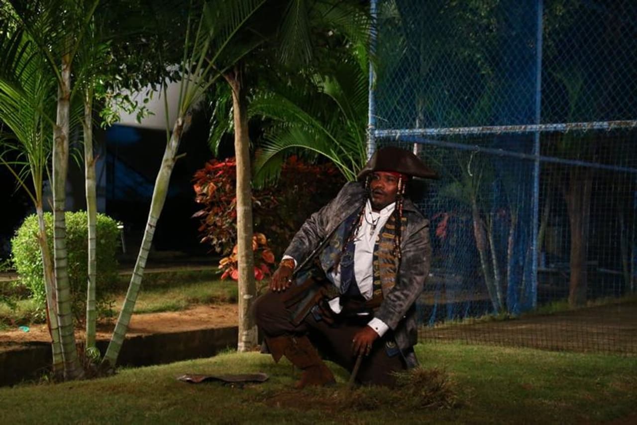 <p>படத்திற்கு மேலும் பலம் சேர்க்கும் வகையில் ரசிகர்களிடம் ஆச்சர்யம் ஏற்படுத்தும் அட்டகாசாமான செய்தி ஒன்றை வெளியிட்டிருக்கிறது படக்குழு. </p> <p>படத்திற்கு மேலும் பலம் சேர்க்கும் வகையில் ரசிகர்களிடம் ஆச்சர்யம் ஏற்படுத்தும் அட்டகாசாமான செய்தி ஒன்றை வெளியிட்டிருக்கிறது படக்குழு. </p>