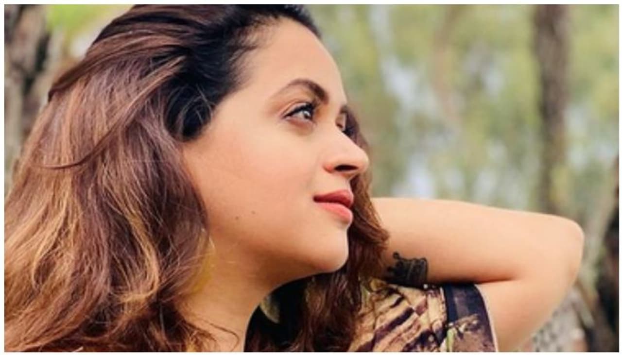 <p>ಬಹುಭಾಷಾ ನಟಿ ಭಾವನಾ ಮಾಲಿವುಡ್ನಲ್ಲಿ ಮಿಂಚಿ ಸ್ಯಾಂಡಲ್ವುಡ್ನಲ್ಲಿಯೂ ಮಿಂಚಿದ ಚೆಲುವೆ.</p> <p>ಬಹುಭಾಷಾ ನಟಿ ಭಾವನಾ ಮಾಲಿವುಡ್ನಲ್ಲಿ ಮಿಂಚಿ ಸ್ಯಾಂಡಲ್ವುಡ್ನಲ್ಲಿಯೂ ಮಿಂಚಿದ ಚೆಲುವೆ.</p>