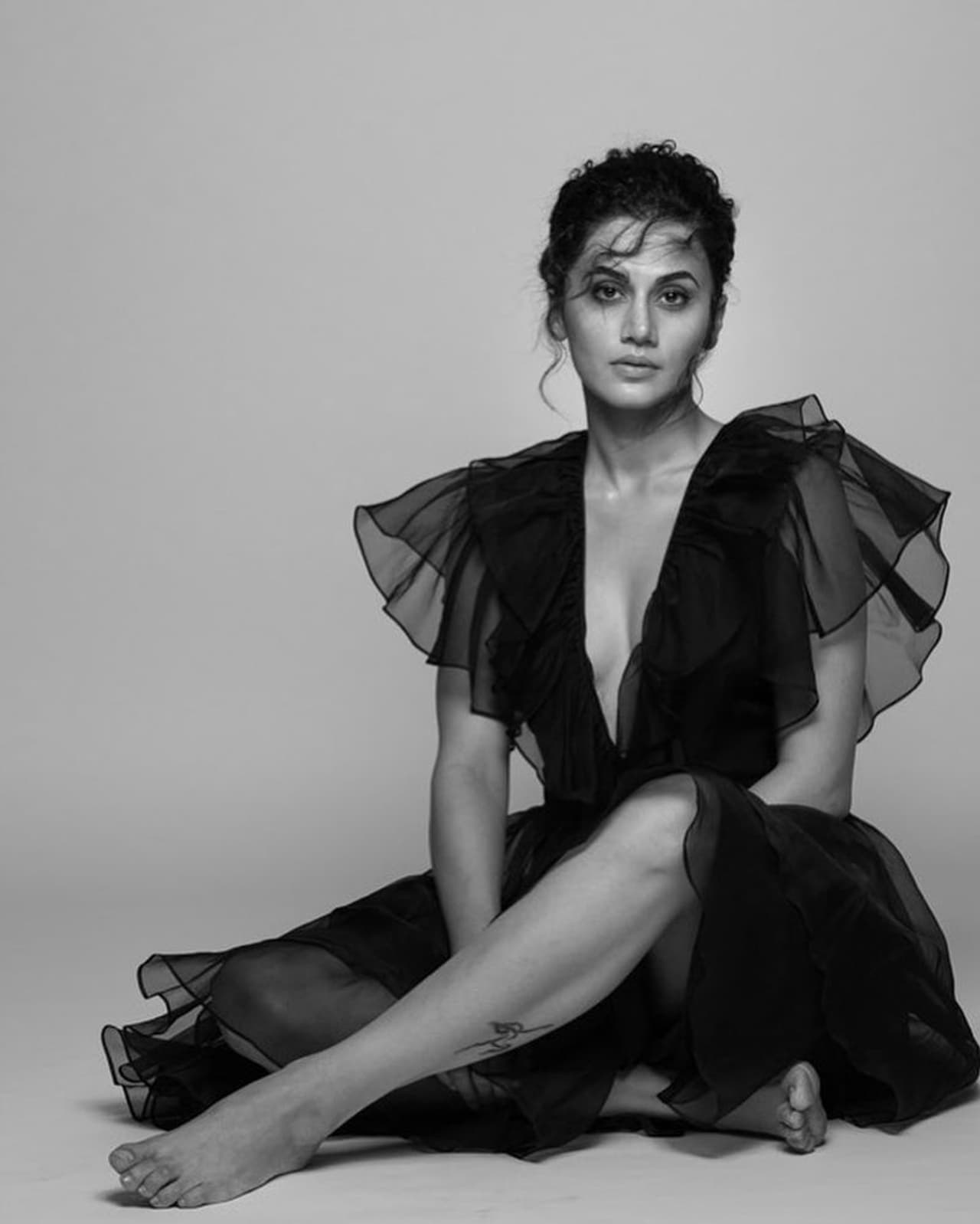 <p style="text align: justify;">Taapsee Pannu is one of such actresses in the film industry who is known for her bold and upfront attitude. Her choice of cinema also depicts her personality perfectly. Here's what she feels if she has to get married, and how much her parent's opinion matters, read on.</p> <p style="text align: justify;">Taapsee Pannu is one of such actresses in the film industry who is known for her bold and upfront attitude. Her choice of cinema also depicts her personality perfectly. Here's what she feels if she has to get married, and how much her parent's opinion matters, read on.</p>
