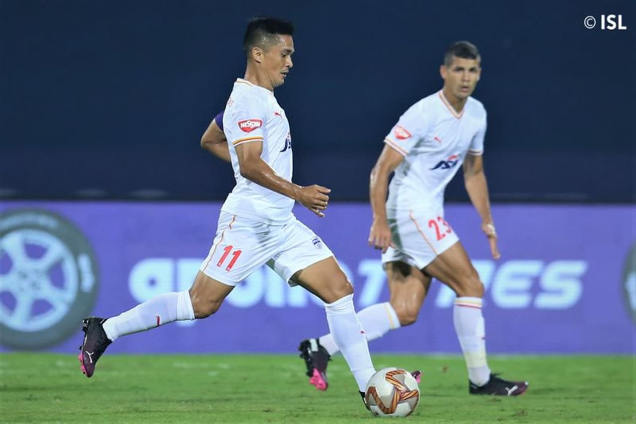 <p>In what turned out to be a frustrating encounter, Bengaluru FC's winless streak continued with a 1 1 draw to NorthEast United FC, in the 2020 21 Indian Super League (ISL), at the Tilak Maidan in Goa, on Tuesday. With this draw, both the sides maintained their place in the table, on sixth and seventh, respectively.</p>