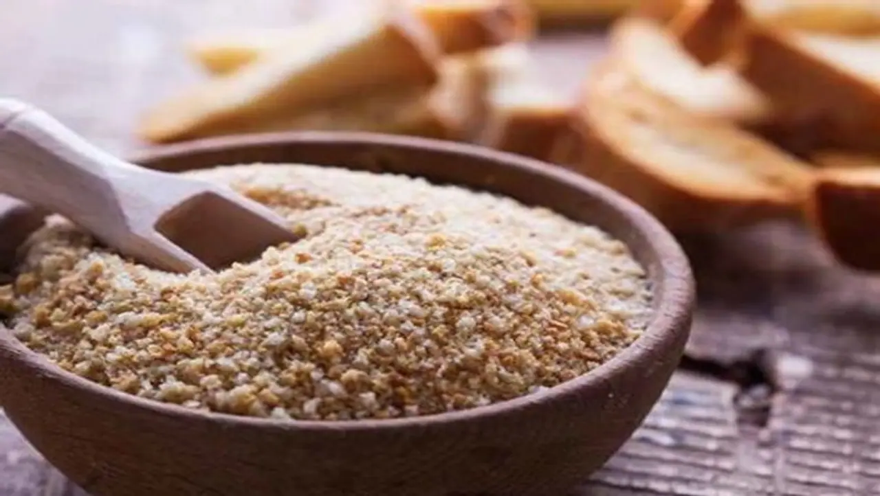 <p>First up, cut the sides of the bread and keep it aside. Then bake them lightly and grind it in a mixer to make crumbs. You can use these bread crumbs in many dishes.</p> <p>First up, cut the sides of the bread and keep it aside. Then bake them lightly and grind it in a mixer to make crumbs. You can use these bread crumbs in many dishes.</p>