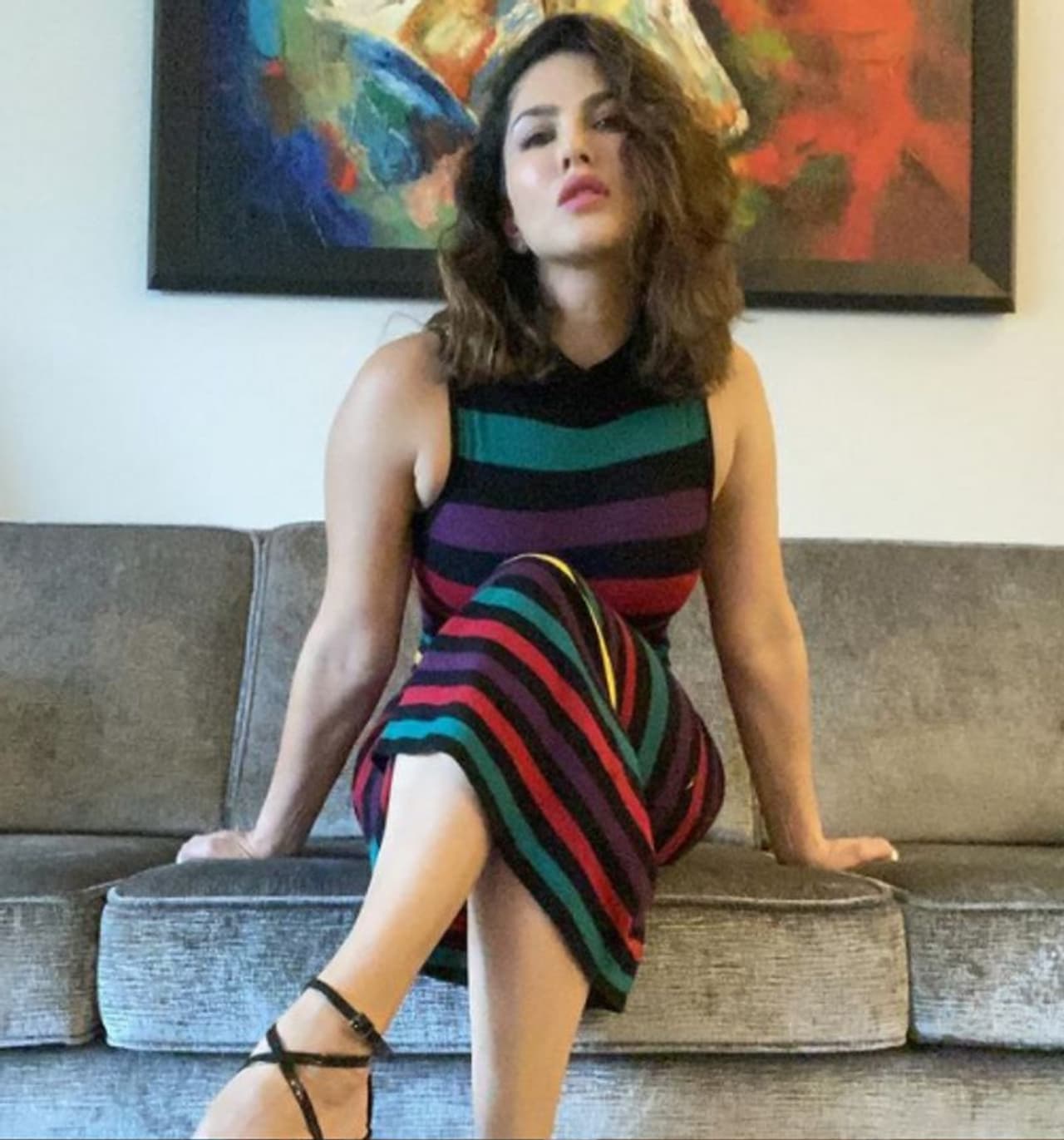 <p>ಬಾಲಿವುಡ್ ಬ್ಯೂಟಿ ಸನ್ನಿ ಲಿಯೋನ್ ಸೋಷಿಯಲ್ ಮೀಡಿಯಾದಲ್ಲಿ ಆಕ್ಟಿವ್</p> <p>ಬಾಲಿವುಡ್ ಬ್ಯೂಟಿ ಸನ್ನಿ ಲಿಯೋನ್ ಸೋಷಿಯಲ್ ಮೀಡಿಯಾದಲ್ಲಿ ಆಕ್ಟಿವ್</p>