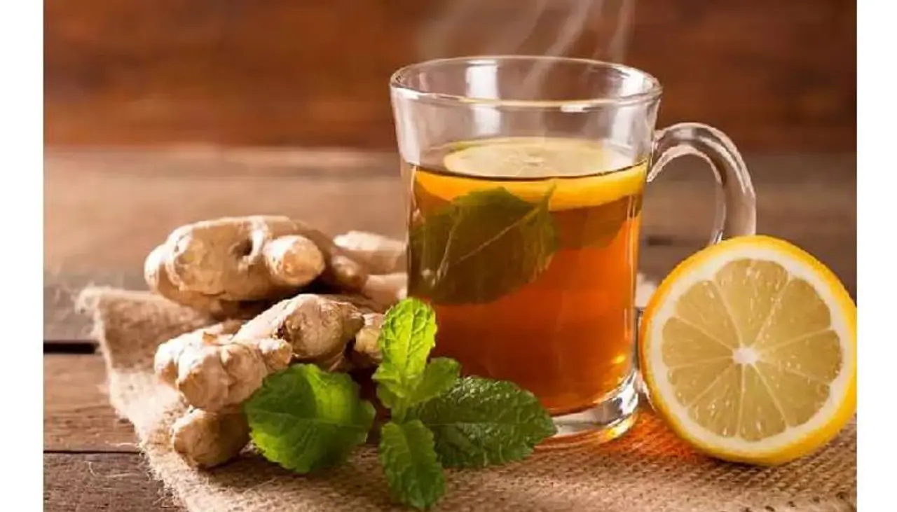 <p><strong>ಶುಂಠಿ ಚಹಾ</strong><br />ಜೀರ್ಣಕಾರಿ ಸಮಸ್ಯೆಗಳನ್ನು ತೊಡೆದುಹಾಕಲು ಶುಂಠಿ ಅತ್ಯುತ್ತಮ ಪರಿಹಾರಗಳಲ್ಲೊಂದು. ಶುಂಠಿಯಲ್ಲಿನ ಆಂಟಾಸಿಡ್ ಮತ್ತು ಕಾರ್ಮಿನೇಟಿವ್ ಗುಣಲಕ್ಷಣಗಳು ಜೀರ್ಣಕಾರಿ ಸಮಸ್ಯೆಗಳಾದ ಉಬ್ಬುವುದು ಮತ್ತು ಜಠರದುರಿತದಿಂದ ಪಾರು ಮಾಡುತ್ತದೆ. </p> <p><strong>ಶುಂಠಿ ಚಹಾ</strong><br />ಜೀರ್ಣಕಾರಿ ಸಮಸ್ಯೆಗಳನ್ನು ತೊಡೆದುಹಾಕಲು ಶುಂಠಿ ಅತ್ಯುತ್ತಮ ಪರಿಹಾರಗಳಲ್ಲೊಂದು. ಶುಂಠಿಯಲ್ಲಿನ ಆಂಟಾಸಿಡ್ ಮತ್ತು ಕಾರ್ಮಿನೇಟಿವ್ ಗುಣಲಕ್ಷಣಗಳು ಜೀರ್ಣಕಾರಿ ಸಮಸ್ಯೆಗಳಾದ ಉಬ್ಬುವುದು ಮತ್ತು ಜಠರದುರಿತದಿಂದ ಪಾರು ಮಾಡುತ್ತದೆ. </p>