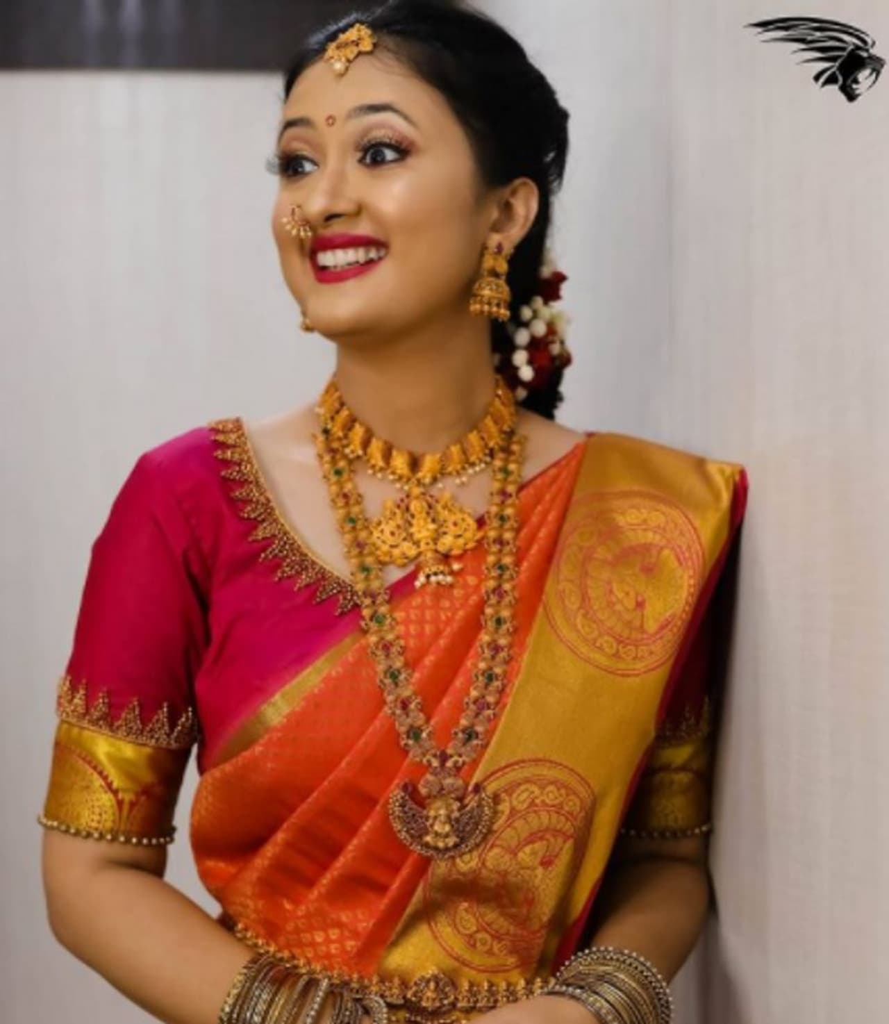 <p>ಇತ್ತೀಚೆಗೆ ಮುದ್ದಾಗಿ ಅಲಂಕರಿಸಿಕೊಂಡು ಹೊಸ ಫೋಟೋ ಶೇರ್ ಮಾಡಿದ್ದಾರೆ ಅಖಿಲಾ</p>