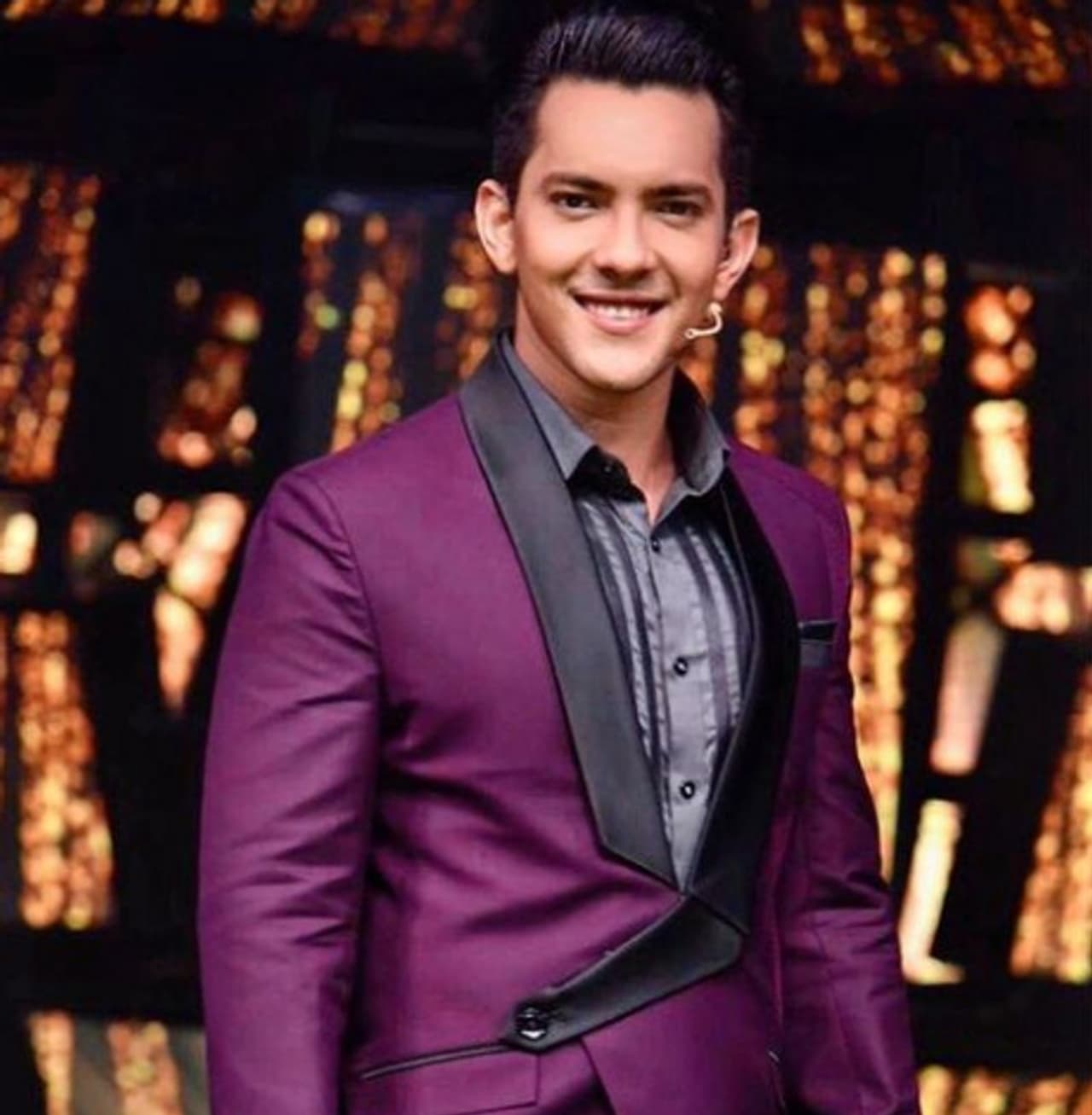 सोशल मीडिया को बताया डिजिटल बब्ल्स' सोशल मीडिया को बताया डिजिटल बब्ल्स'