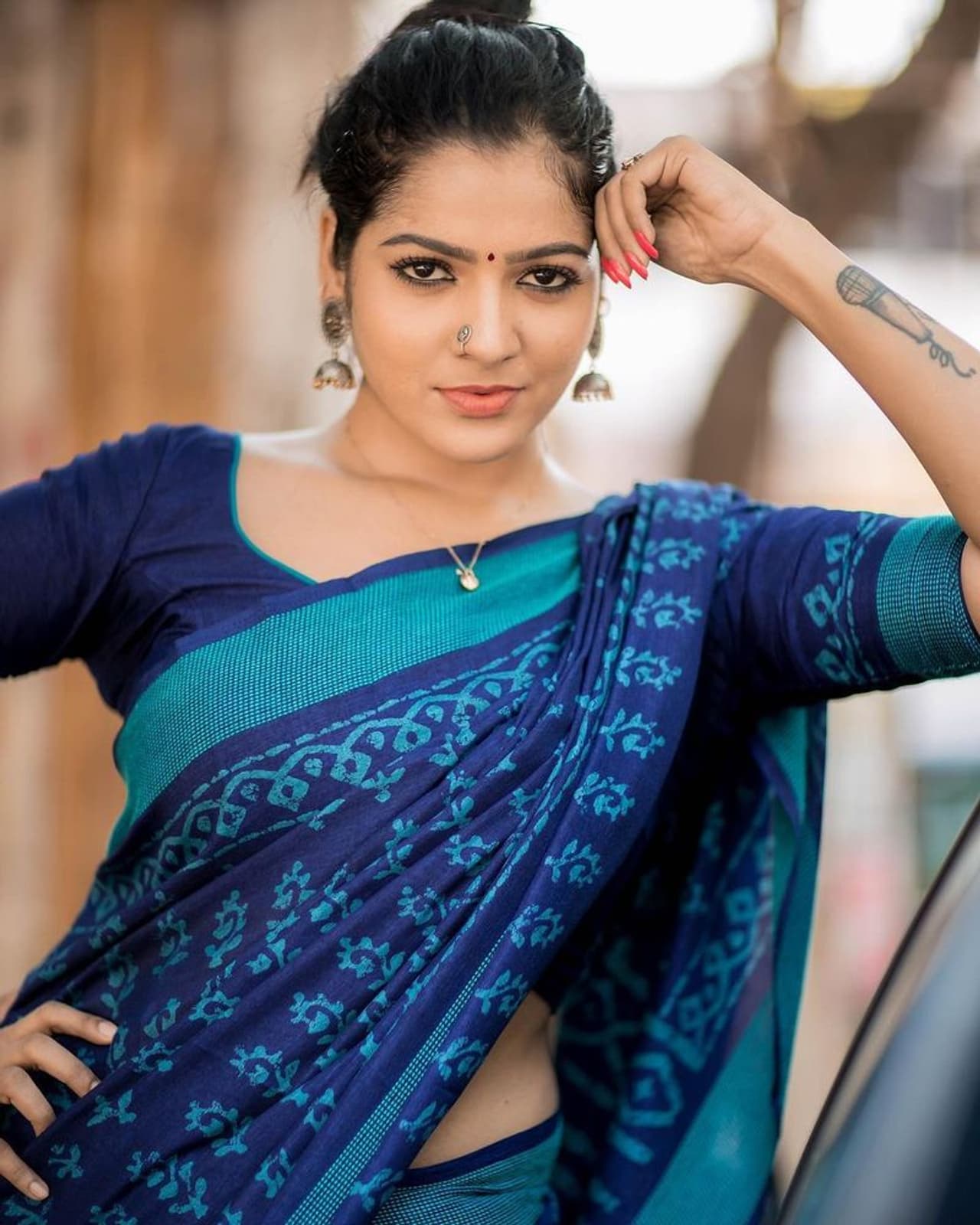 <p>சித்ராவை ஹேமந்த் தான் அடித்து கொன்றுவிட்டதாக அவருடைய தாயார் குற்றச்சாட்டி வந்த நிலையில், பிரேத பரிசோதனை அறிக்கையில் சித்ரா தற்கொலை தான் செய்து கொண்டார் என்பது உறுதியானது.&nbsp;</p>