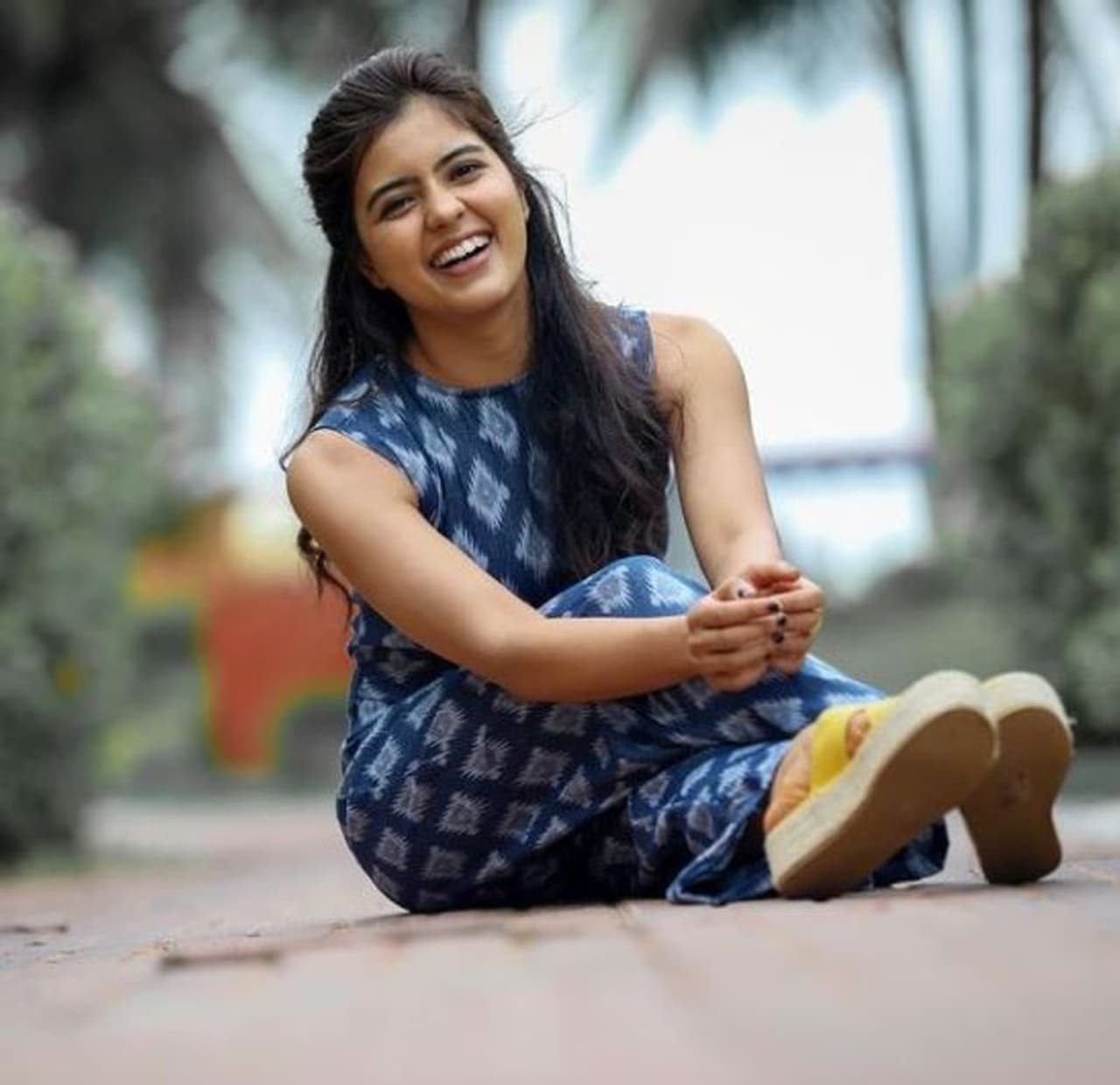 <p>சிரித்தால் கொள்ளை அழகு </p> <p>சிரித்தால் கொள்ளை அழகு </p>