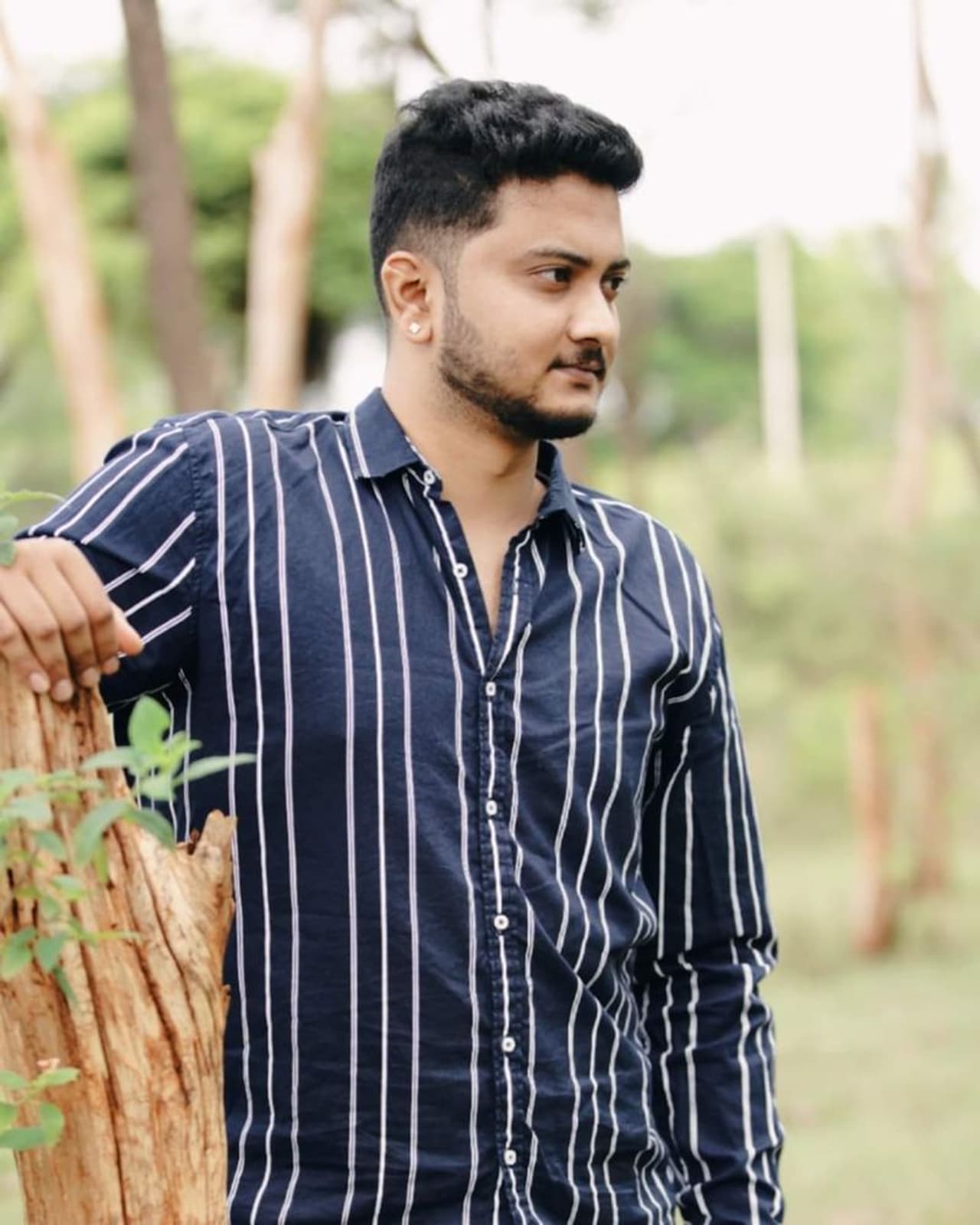 <p>ಮೂಡಲಪಾಳ್ಯದಲ್ಲಿ ನಡೆದ ಕಾರು ಹಾಗೂ ಬೈಕ್ ಅಪಘಾತ ಪ್ರಕರಣ ಎಲ್ಲರನ್ನೂ ಬೆಚ್ಚಿ ಬೀಳಿಸಿತ್ತು. ತೀವ್ರವಾಗಿ ಗಾಯಗೊಂಡ ಅಮಾಯಕ ಬೈಕ್ ಸವಾರ ಅಕ್ಷಯ್ ಕಳೆದೆರಡು ವಾರದಿಂದ ಆಸ್ಪತ್ರೆಯಲ್ಲಿ ಚಿಕಿತ್ಸೆ ಪಡೆಯತ್ತಿದ್ದರು.</p> <p>ಮೂಡಲಪಾಳ್ಯದಲ್ಲಿ ನಡೆದ ಕಾರು ಹಾಗೂ ಬೈಕ್ ಅಪಘಾತ ಪ್ರಕರಣ ಎಲ್ಲರನ್ನೂ ಬೆಚ್ಚಿ ಬೀಳಿಸಿತ್ತು. ತೀವ್ರವಾಗಿ ಗಾಯಗೊಂಡ ಅಮಾಯಕ ಬೈಕ್ ಸವಾರ ಅಕ್ಷಯ್ ಕಳೆದೆರಡು ವಾರದಿಂದ ಆಸ್ಪತ್ರೆಯಲ್ಲಿ ಚಿಕಿತ್ಸೆ ಪಡೆಯತ್ತಿದ್ದರು.</p>