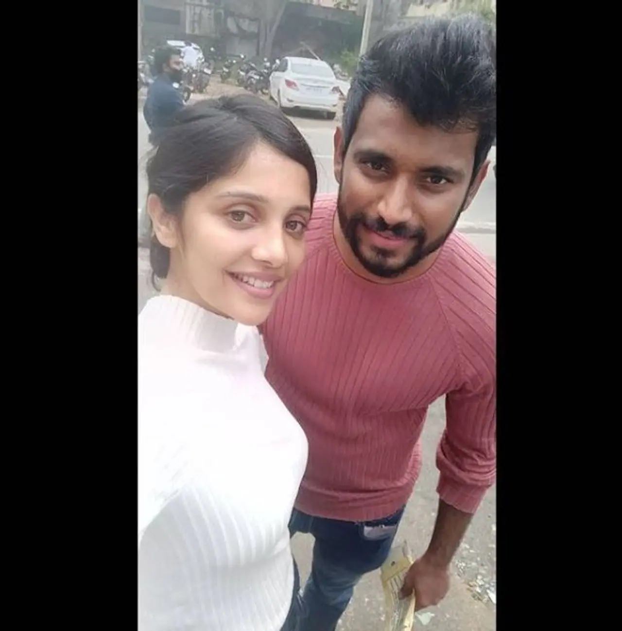 <p>ಸ್ಯಾಂಡಲ್‌ವುಡ್‌ ಲವ್ಲಿ ಕಪಲ್ ಮಿಲನಾ ನಾಗರಾಜ್‌ ಡಾರ್ಲಿಂಗ್ ಕೃಷ್ಣ ಮದುವೆ ಫಿಕ್ಸ್‌.</p>