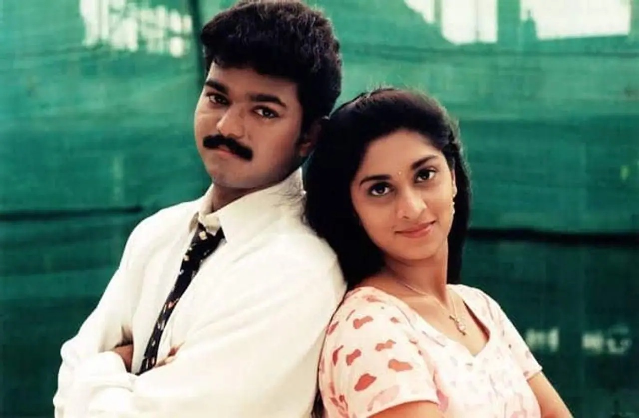 Kadhalukku Mariyadhai: Kadhalukku Mariyadhai: