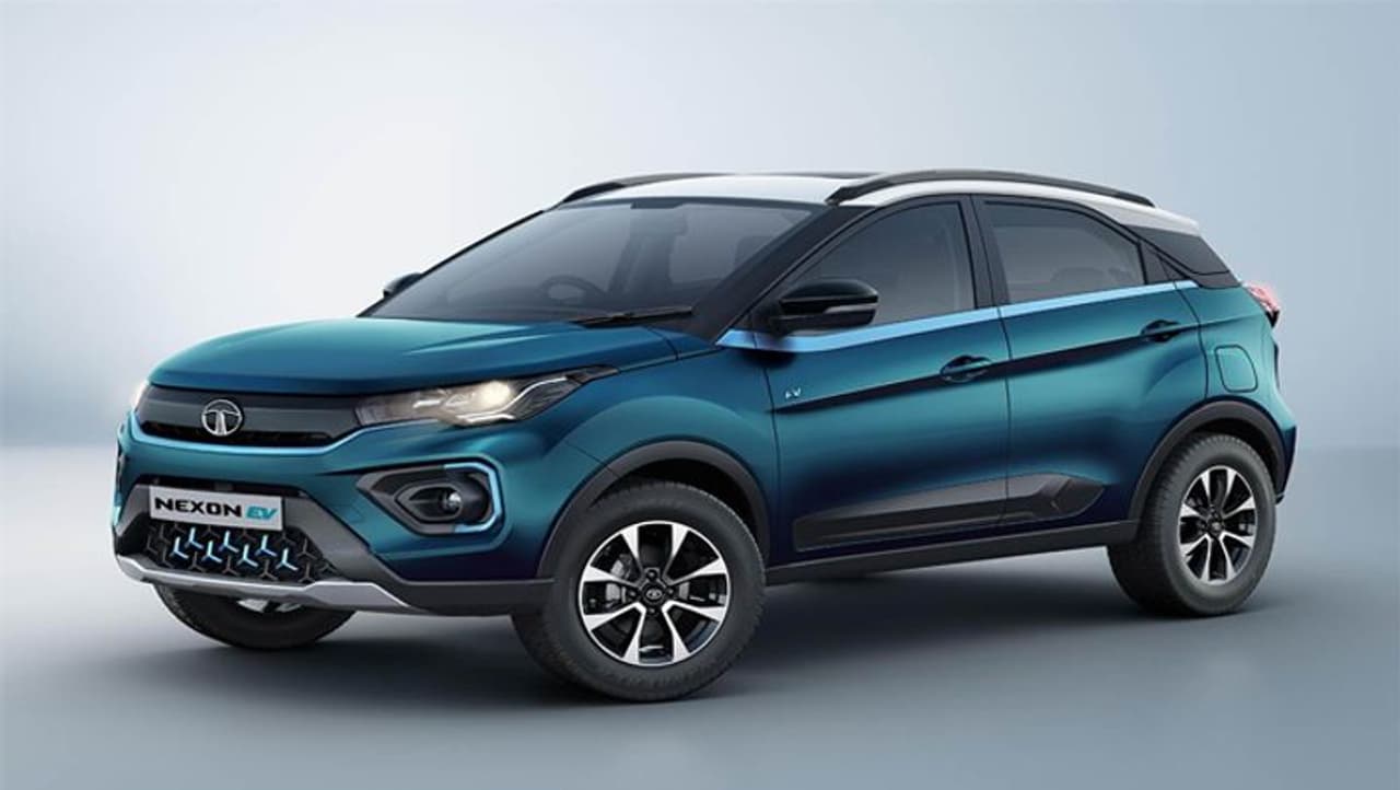 <p>ಸದ್ಯ ಭಾರತದಲ್ಲಿ ಲಭ್ಯವಿರುವ ಕೈಗೆಟುಕುವುದ ದರದ ಅತ್ಯತ್ತಮ ಎಲೆಕ್ಟ್ರಿಕ್ ಕಾರು ಅನ್ನೋ ಹೆಗ್ಗಳಿಗೆ ಟಾಟಾ ನೆಕ್ಸಾನ್ ಹಾಗೂ ಟಿಗೋರ್ ಪಾತ್ರವಾಗಿದೆ.&nbsp;</p>