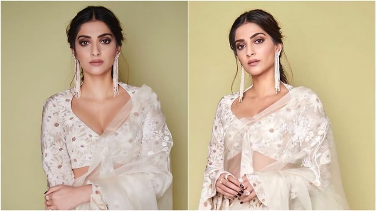 <p style="text align: justify;">Actress Sonam Kapoor is very fit and flawless. The actress once took over to her Instagram account some time back and shared some tips on how to battle PCOS. She revealed she had been suffering from it for a very long time and shared her tips. Now, she shared some healthy diet tips that can be any women's go to guide.</p> <p style="text align: justify;">Actress Sonam Kapoor is very fit and flawless. The actress once took over to her Instagram account some time back and shared some tips on how to battle PCOS. She revealed she had been suffering from it for a very long time and shared her tips. Now, she shared some healthy diet tips that can be any women's go to guide.</p>