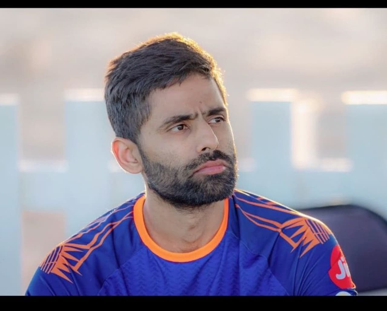 <p>వరుసగా మూడు సీజన్లలో 400+ స్కోరు చేసిన ఏకైక భారత బ్యాట్స్మెన్గా రికార్డు క్రియేట్ చేసిన సూర్యకుమార్ యాదవ్, ఎట్టకేలకు ఇంగ్లాండ్తో టీ20 సిరీస్లో చోటు దక్కించుకున్నాడు...</p> <p>వరుసగా మూడు సీజన్లలో 400+ స్కోరు చేసిన ఏకైక భారత బ్యాట్స్మెన్గా రికార్డు క్రియేట్ చేసిన సూర్యకుమార్ యాదవ్, ఎట్టకేలకు ఇంగ్లాండ్తో టీ20 సిరీస్లో చోటు దక్కించుకున్నాడు...</p>