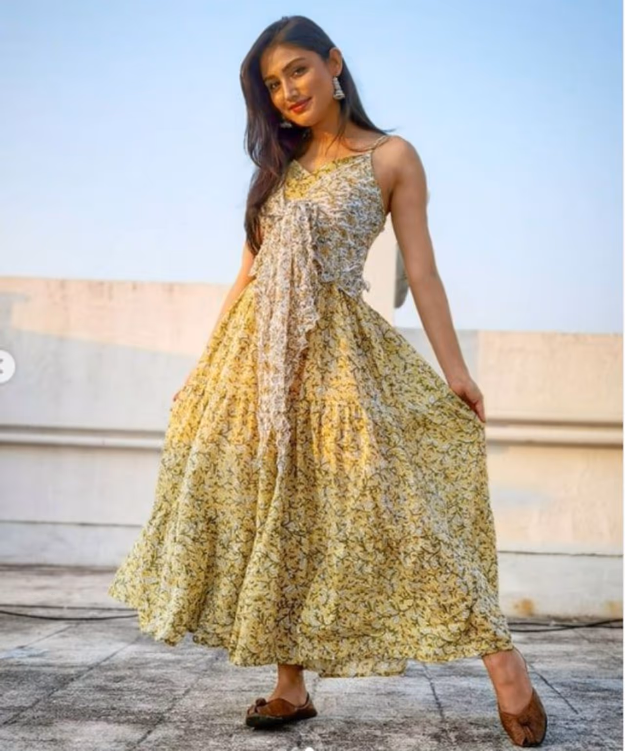 <p>ದೆಹಲಿಯಲ್ಲಿ ಪತ್ರಕರ್ತೆಯಾಗಿದ್ದ ಡೋನಲ್ ಬಿಷ್ಟ್ ಈಗ ಪರಿಚಿತ ನಟಿ.</p>