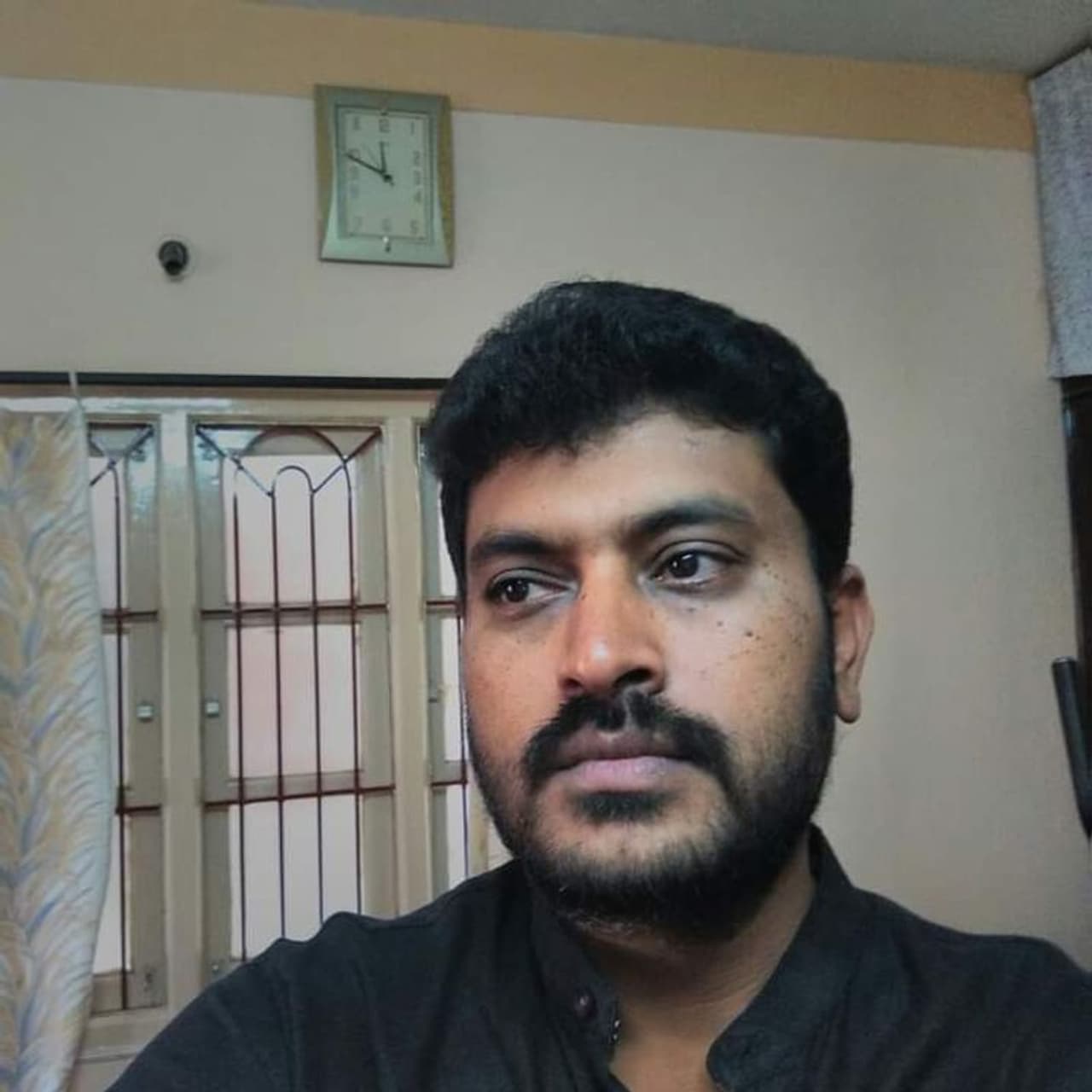 <p>&nbsp;'ಕಂಠಿ' ಚಿತ್ರದ ನಿರ್ದೇಶಕ ಭರತ್ ಇನ್ನಿಲ್ಲ. .</p>