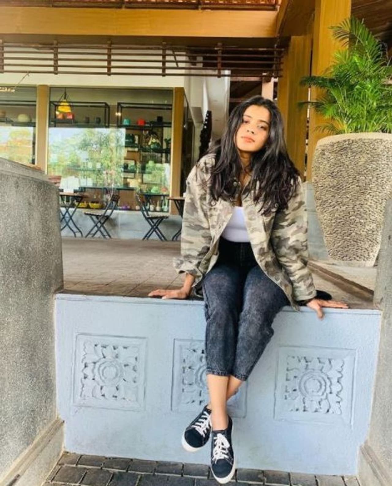 <p>2014ರಲ್ಲಿ 'ಅಧ್ಯಕ್ಷ' ಚಿತ್ರದ ಮೂಲಕ ಬಣ್ಣದ ಲೋಕಕ್ಕೆ ಪಾದಾರ್ಪಣೆ ಮಾಡಿದ ನಟಿ ಹೆಬಾ.</p>