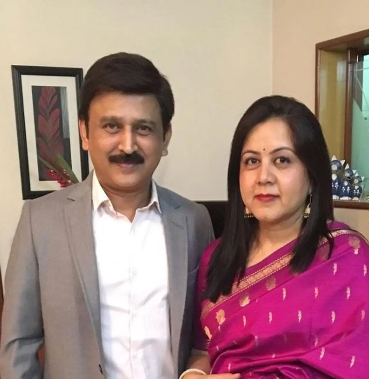 <p>இதுவரை சுமார் 150 படங்களுக்கு மேல் நடித்துள்ளவர் ரமேஷ் அரவிந்த்.</p> <p>இதுவரை சுமார் 150 படங்களுக்கு மேல் நடித்துள்ளவர் ரமேஷ் அரவிந்த்.</p>