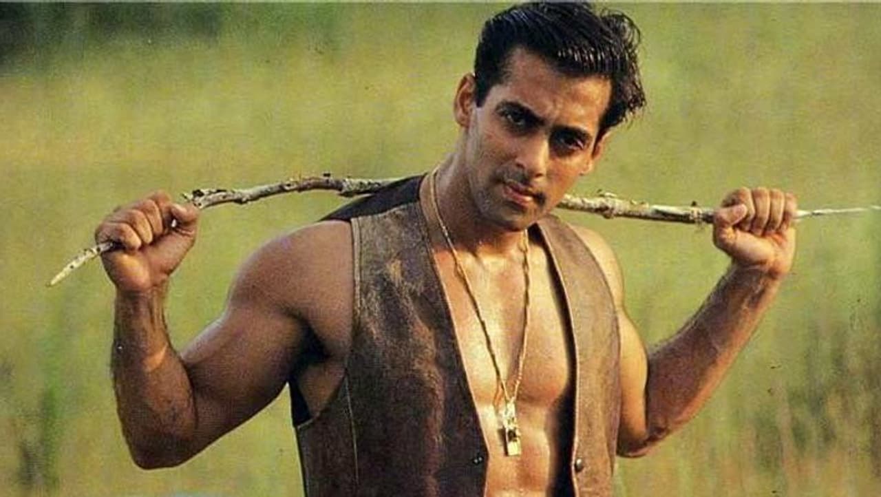 <p>ಆ ಸಿನಿಮಾ ಹಿಟ್ನಿಂದ ಸಂತೋಷಗೊಳ್ಳದ ಸಲ್ಮಾನ್, ತಂದೆ ಸಲೀಂ ಖಾನ್ ಬಳಿ ಸಿನಿಮಾ ಮಾಡಿ ಅವರನ್ನು ಪುನಾ ಲಾಂಚ್ ಮಾಡುವಂತೆ ಕೇಳಿಕೊಂಡಿದ್ದರು.</p> <p>ಆ ಸಿನಿಮಾ ಹಿಟ್ನಿಂದ ಸಂತೋಷಗೊಳ್ಳದ ಸಲ್ಮಾನ್, ತಂದೆ ಸಲೀಂ ಖಾನ್ ಬಳಿ ಸಿನಿಮಾ ಮಾಡಿ ಅವರನ್ನು ಪುನಾ ಲಾಂಚ್ ಮಾಡುವಂತೆ ಕೇಳಿಕೊಂಡಿದ್ದರು.</p>