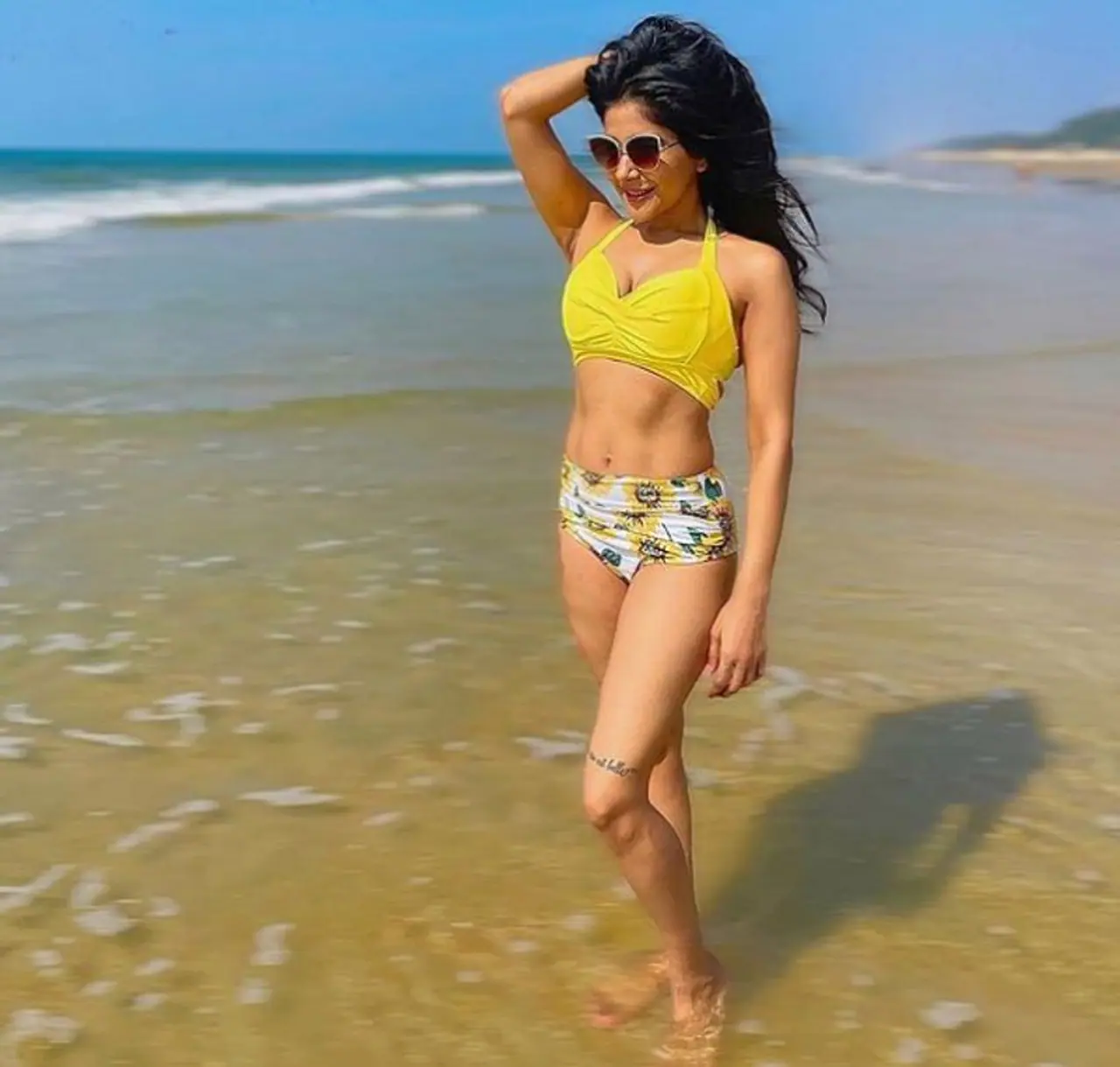 <p>ಬಿಗ್ ಬಾಸ್ ತಮಿಳು ಖ್ಯಾತಿಯ ಸಾಕ್ಷಿ ಅಗರ್ವಾಲ್ ತನ್ನ ಬೆರಗುಗೊಳಿಸೋ ಫೋಟೋ ಶೇರ್ ಮಾಡಿದ್ದಾರೆ.</p> <p>ಬಿಗ್ ಬಾಸ್ ತಮಿಳು ಖ್ಯಾತಿಯ ಸಾಕ್ಷಿ ಅಗರ್ವಾಲ್ ತನ್ನ ಬೆರಗುಗೊಳಿಸೋ ಫೋಟೋ ಶೇರ್ ಮಾಡಿದ್ದಾರೆ.</p>