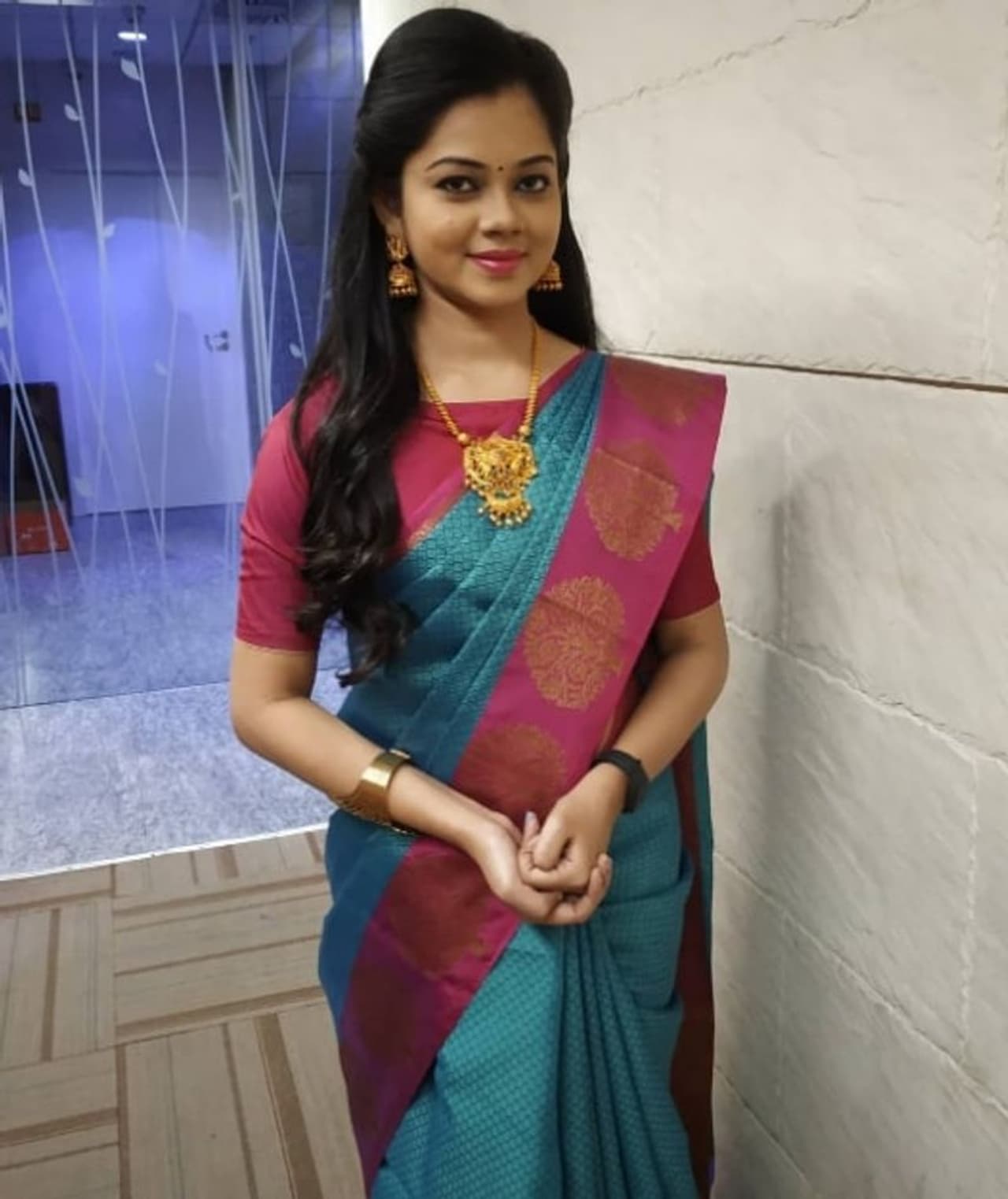 <p>பிரபல தனியார் தொலைக்காட்சியின் செய்திவாசிப்பாளரான அனிதா சம்பத் விஜய் தொலைக்காட்சியில் ஒளிபரப்பான பிக்பாஸ் சீசன் 4 நிகழ்ச்சியில் கலந்து கொண்டார். </p> <p>பிரபல தனியார் தொலைக்காட்சியின் செய்திவாசிப்பாளரான அனிதா சம்பத் விஜய் தொலைக்காட்சியில் ஒளிபரப்பான பிக்பாஸ் சீசன் 4 நிகழ்ச்சியில் கலந்து கொண்டார். </p>