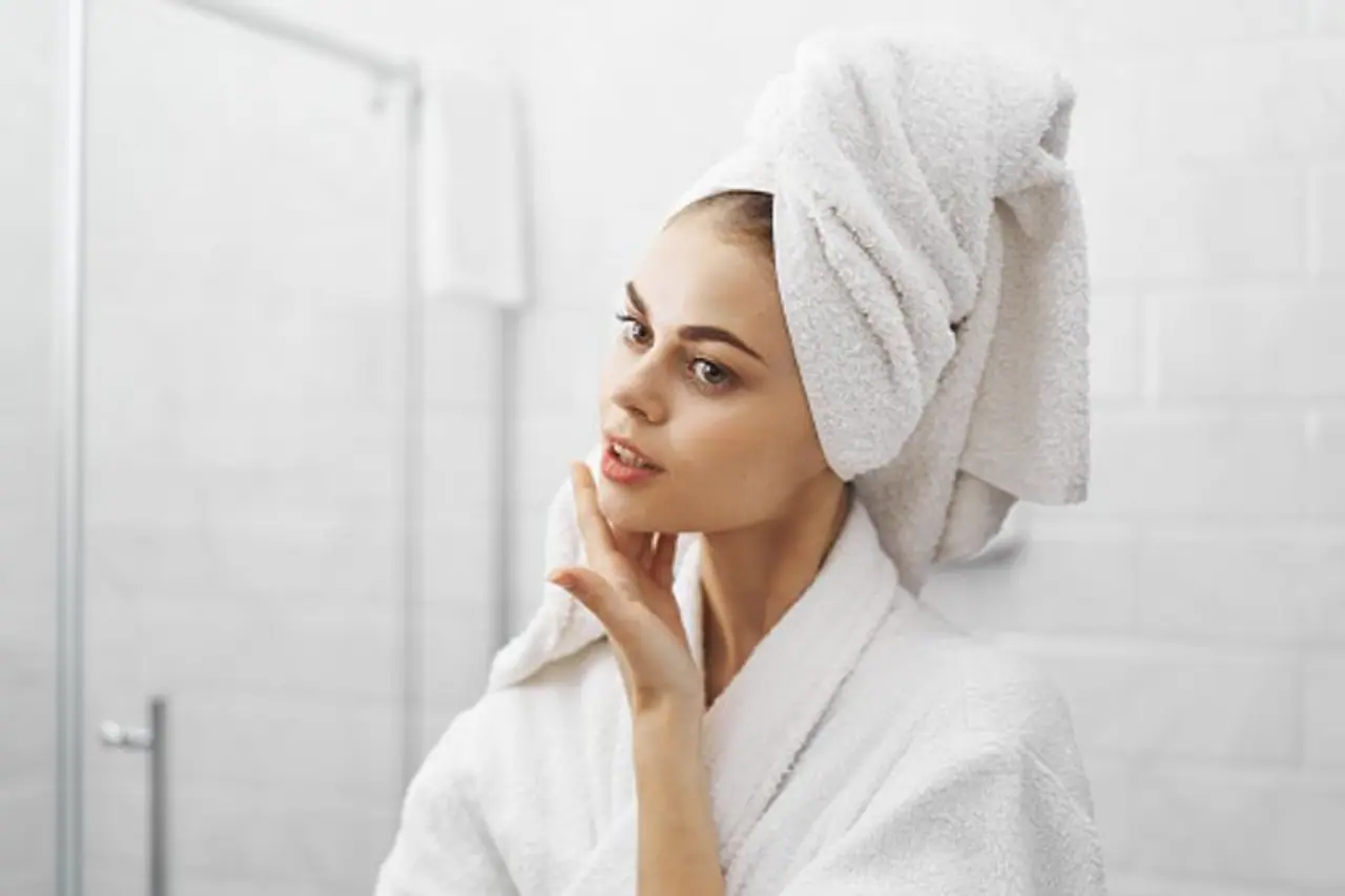 <p>Few women have flawless complexion that makes them score full marks but many have disastrous skin. The question is why not make the little effort that's needed to let your skin breathe?</p> <p>Few women have flawless complexion that makes them score full marks but many have disastrous skin. The question is why not make the little effort that's needed to let your skin breathe?</p>