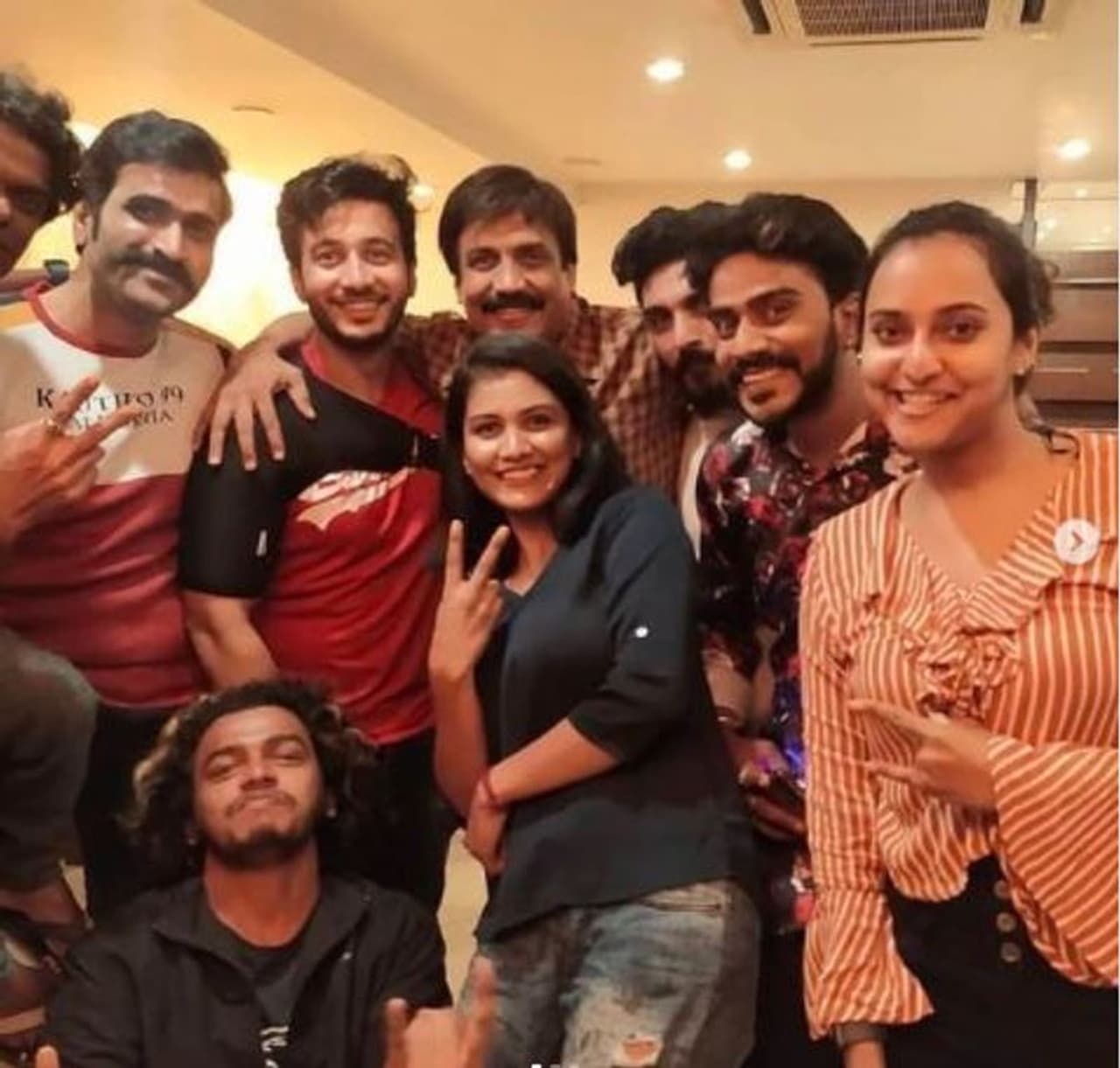 <p>ಹೊಸ ಕಾರು ತಂದ ಸಂಭ್ರಮವನ್ನು ನಟಿ ಸೋಶಿಯಲ್ ಮೀಡಿಯಾದಲ್ಲಿ ಹಂಚಿಕೊಂಡಿದ್ದಾರೆ.</p> <p>ಹೊಸ ಕಾರು ತಂದ ಸಂಭ್ರಮವನ್ನು ನಟಿ ಸೋಶಿಯಲ್ ಮೀಡಿಯಾದಲ್ಲಿ ಹಂಚಿಕೊಂಡಿದ್ದಾರೆ.</p>