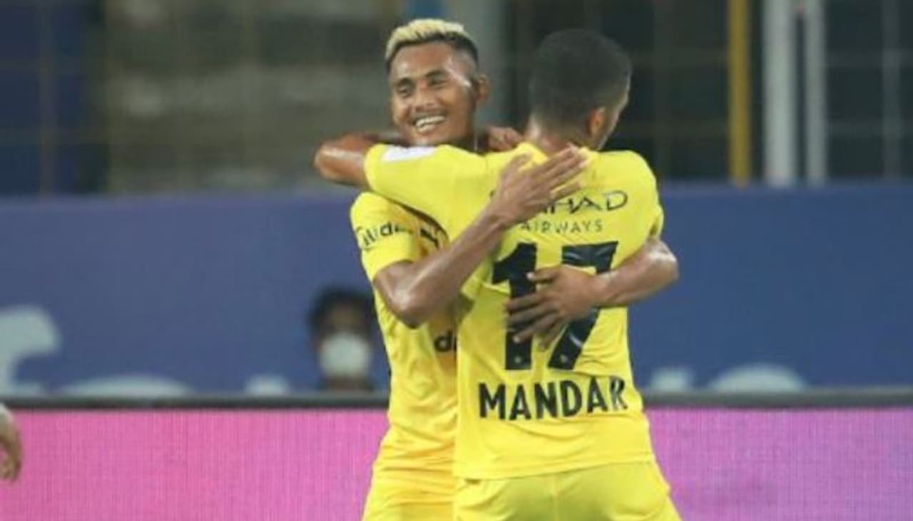 <p>In what turned out to be a competitive encounter, Mumbai City FC edged past SC East Bengal, 1 0, in the Indian Super League 2020 21, at the Tilak Maidan in Goa, on Friday. With this win, Mumbai maintained its top spot, while SCEB stayed at the tenth.</p> <p>In what turned out to be a competitive encounter, Mumbai City FC edged past SC East Bengal, 1 0, in the Indian Super League 2020 21, at the Tilak Maidan in Goa, on Friday. With this win, Mumbai maintained its top spot, while SCEB stayed at the tenth.</p>