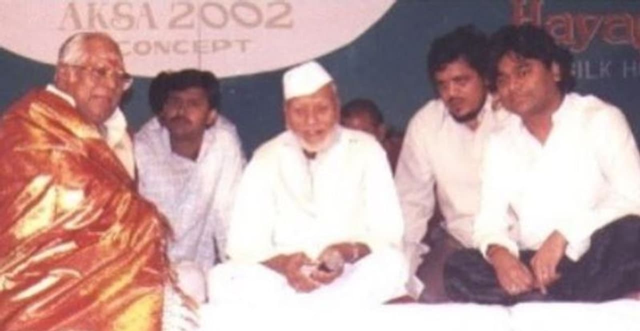 <p>சமீபத்தில் இன்ஸ்டாகிராம் பக்கத்தில் ஏ.ஆர்.ரகுமான் வெளியிட்ட புகைப்படம் </p> <p>சமீபத்தில் இன்ஸ்டாகிராம் பக்கத்தில் ஏ.ஆர்.ரகுமான் வெளியிட்ட புகைப்படம் </p>