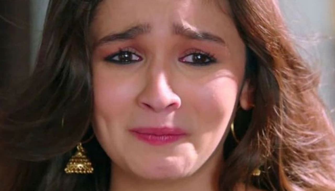 <p style="text align: justify;">Alia Bhatt, who was shooting for her next film, was admitted to the hospital on Sunday, January 17 for a day, after suffering from exertion and exhaustion.&nbsp;</p>