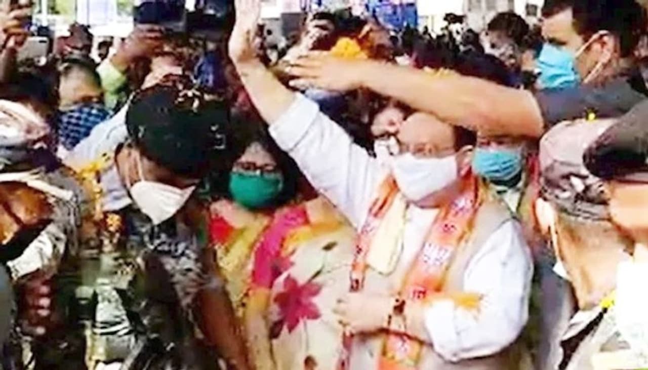 <p>Top BJP leaders were present at the airport to welcome JP Nadda. Before the meeting, Nadda will go to Radha Govinda temple.</p> <p>Top BJP leaders were present at the airport to welcome JP Nadda. Before the meeting, Nadda will go to Radha Govinda temple.</p>