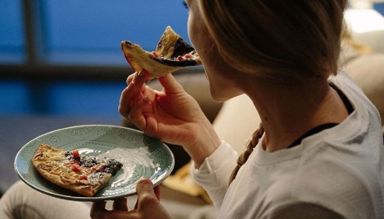 <p style="text align: justify;">We had our own stress to deal with, and now COVID 19 news is creating more panic among ourselves. At these moments, we find ourselves in front of the refrigerator or munching something unhealthy because that's what stress eating does. Well, studies say that foods that have sweet, salt and fat elevate your mood quickly. Emotional eating is very dangerous to health, even if it helps in easing your anxiety. Here are 5 tips to deal with it.</p>