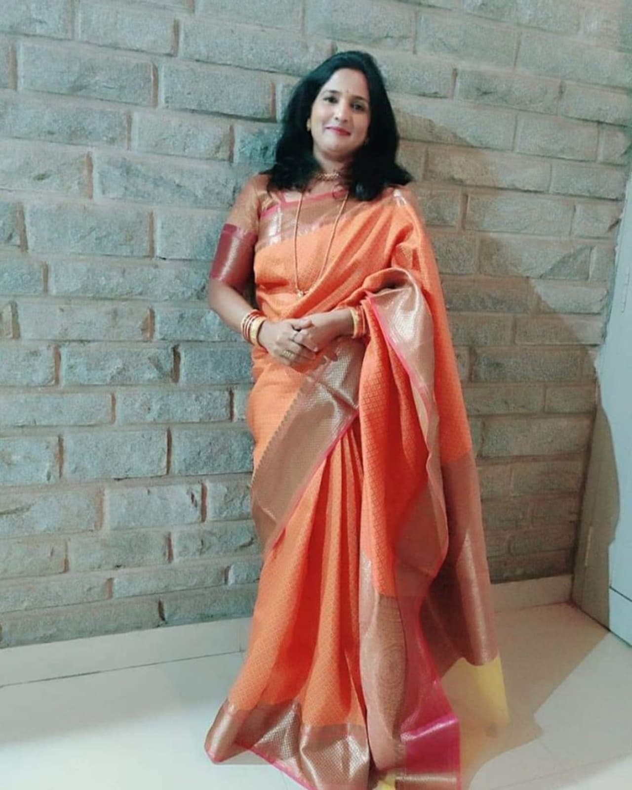 <p>ಮಾಜಿ ಸಿಎಂ ಜೆಎಚ್ ಪಟೇಲರದ ದೂರದ ಸಂಬಂಧಿ ಪರಂಜ್ಯೋತಿ ಶಶಿಧರ್( ಗೃಹಿಣಿ) ವಿಧಿಯಾಟಕ್ಕೆ ಬಲಿಯಾಗಿದ್ದಾರೆ.</p> <p>ಮಾಜಿ ಸಿಎಂ ಜೆಎಚ್ ಪಟೇಲರದ ದೂರದ ಸಂಬಂಧಿ ಪರಂಜ್ಯೋತಿ ಶಶಿಧರ್( ಗೃಹಿಣಿ) ವಿಧಿಯಾಟಕ್ಕೆ ಬಲಿಯಾಗಿದ್ದಾರೆ.</p>