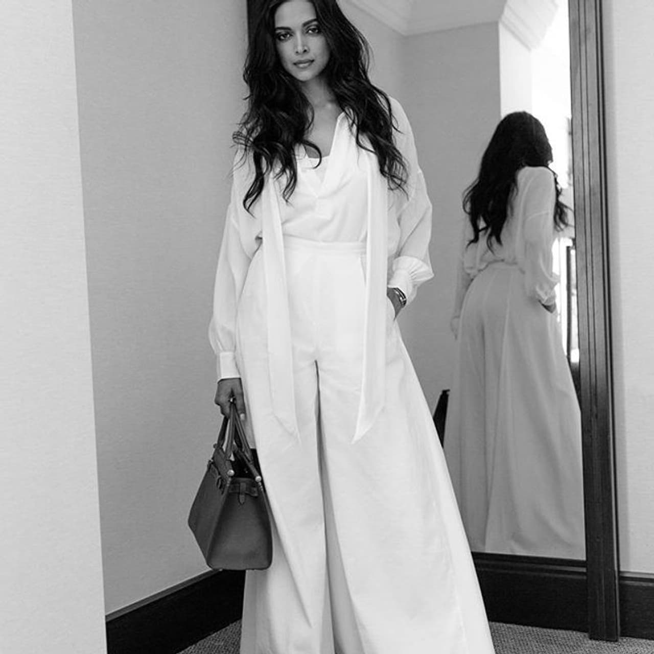 <p> ಕಳೆದ ವರ್ಷ ಪೂರ್ತಿ ಪುರಸೊತ್ತಿದ್ದ ದೀಪಿಕಾ ಪಡುಕೋಣೆಗೆ ಈ ವರ್ಷ ವಿಪರೀತ ಕೆಲಸ. </p> <p> ಕಳೆದ ವರ್ಷ ಪೂರ್ತಿ ಪುರಸೊತ್ತಿದ್ದ ದೀಪಿಕಾ ಪಡುಕೋಣೆಗೆ ಈ ವರ್ಷ ವಿಪರೀತ ಕೆಲಸ. </p>