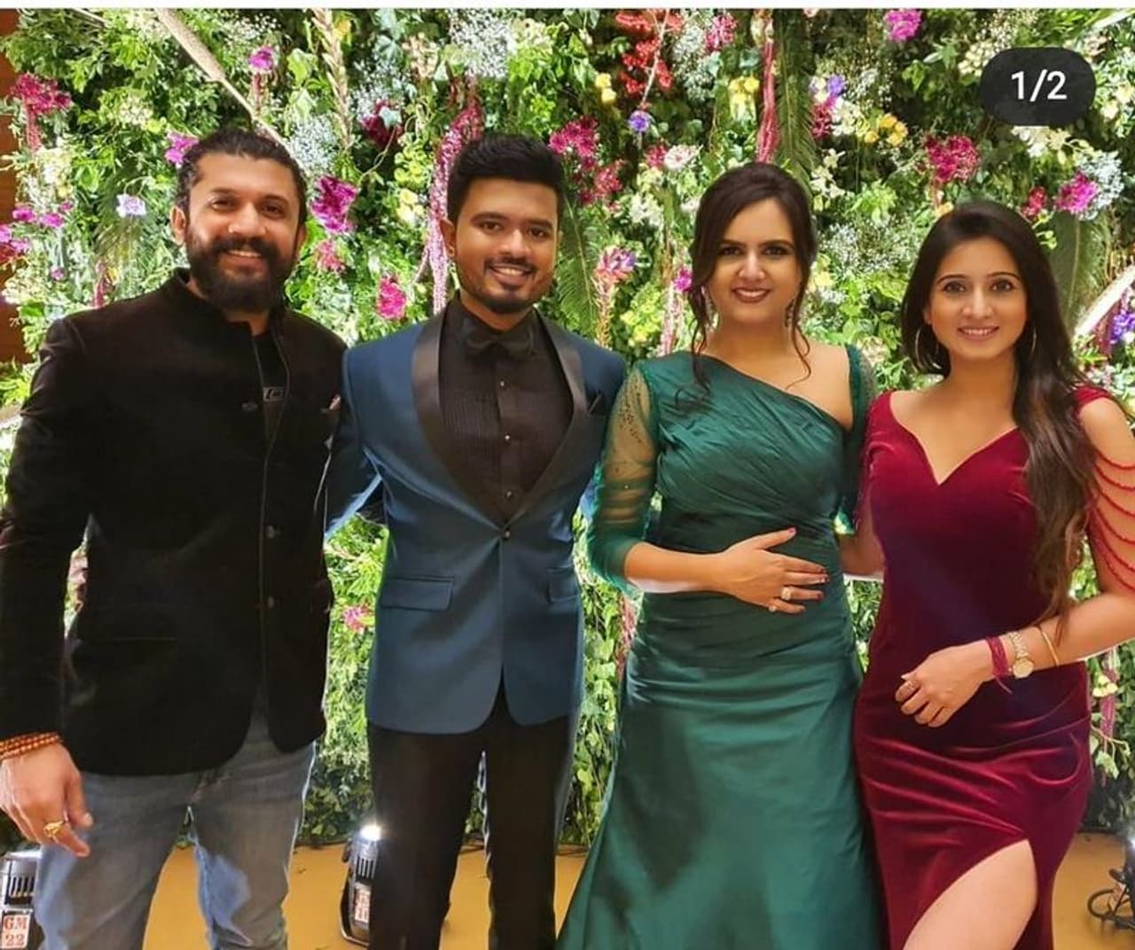 <p>ಬೆಂಗಳೂರಿನ ಎಂಜಿ ರಸ್ತೆಯಲ್ಲಿ ಐಷಾರಾಮಿ ಹೋಟೆಲ್ನಲ್ಲಿ ನಡೆಯಿತು ನಿಹಾರಿಕಾ ಆರತಕ್ಷತೆ ಕಾರ್ಯಕ್ರಮ.</p> <p>ಬೆಂಗಳೂರಿನ ಎಂಜಿ ರಸ್ತೆಯಲ್ಲಿ ಐಷಾರಾಮಿ ಹೋಟೆಲ್ನಲ್ಲಿ ನಡೆಯಿತು ನಿಹಾರಿಕಾ ಆರತಕ್ಷತೆ ಕಾರ್ಯಕ್ರಮ.</p>