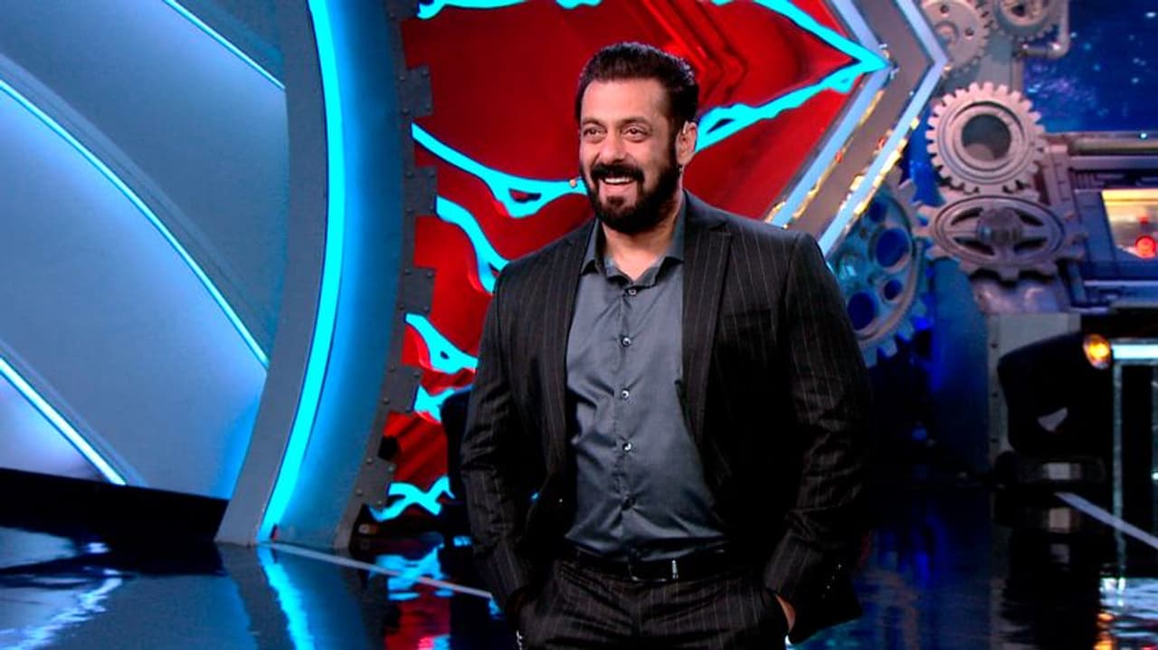 <p>The Weekend Ka Vaar episodes are always an exciting time in Bigg Boss where host Salman Khan introduces a slew of entertaining tasks for housemates. There are also some really amazing guests who grace the show and up the fun levels in the episode!</p> <p>The Weekend Ka Vaar episodes are always an exciting time in Bigg Boss where host Salman Khan introduces a slew of entertaining tasks for housemates. There are also some really amazing guests who grace the show and up the fun levels in the episode!</p>