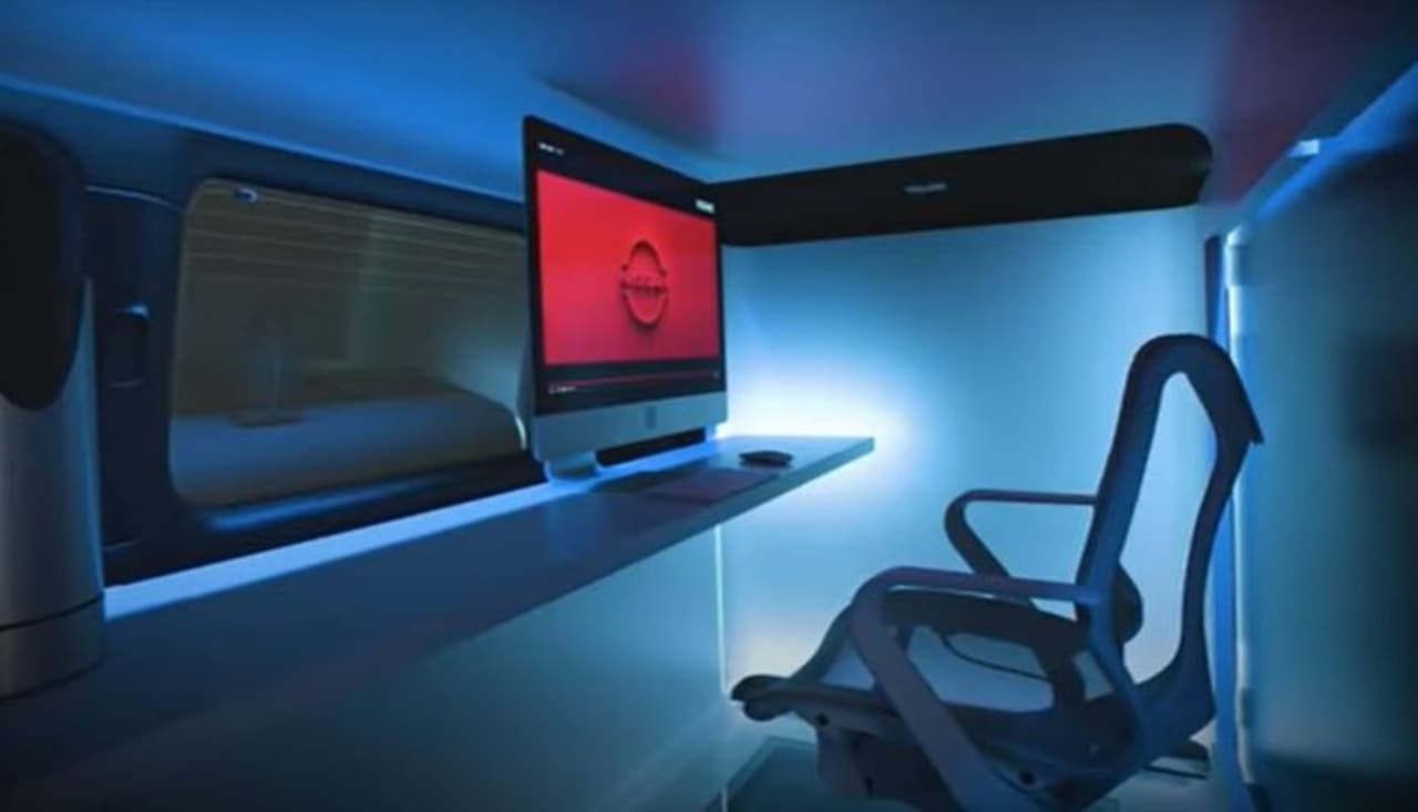 <p>ಕೊರೋನಾ ಸಮಯದಲ್ಲಿ ಹೆಚ್ಚಿನವರಿಗೆ ವರ್ಕ್ ಫ್ರಮ್ ಹೋಮ್(ಮನೆಯಿಂದ ಕೆಲಸ)ಗೆ ಅವಕಾಶ ಮಾಡಿಕೊಡಲಾಗಿದೆ. ಕೆಲ ಕಂಪನಿಗಳು ಮತ್ತೆ ಆರಂಭಗೊಂಡಿದ್ದರು, ಹೆಚ್ಚಿನ ಕಂಪನಿಗಳು ವರ್ಕ್ ಫ್ರಮ್ ಹೋಮ್ ಮುಂದುವರಿಸಿದೆ.</p> <p>ಕೊರೋನಾ ಸಮಯದಲ್ಲಿ ಹೆಚ್ಚಿನವರಿಗೆ ವರ್ಕ್ ಫ್ರಮ್ ಹೋಮ್(ಮನೆಯಿಂದ ಕೆಲಸ)ಗೆ ಅವಕಾಶ ಮಾಡಿಕೊಡಲಾಗಿದೆ. ಕೆಲ ಕಂಪನಿಗಳು ಮತ್ತೆ ಆರಂಭಗೊಂಡಿದ್ದರು, ಹೆಚ್ಚಿನ ಕಂಪನಿಗಳು ವರ್ಕ್ ಫ್ರಮ್ ಹೋಮ್ ಮುಂದುವರಿಸಿದೆ.</p>