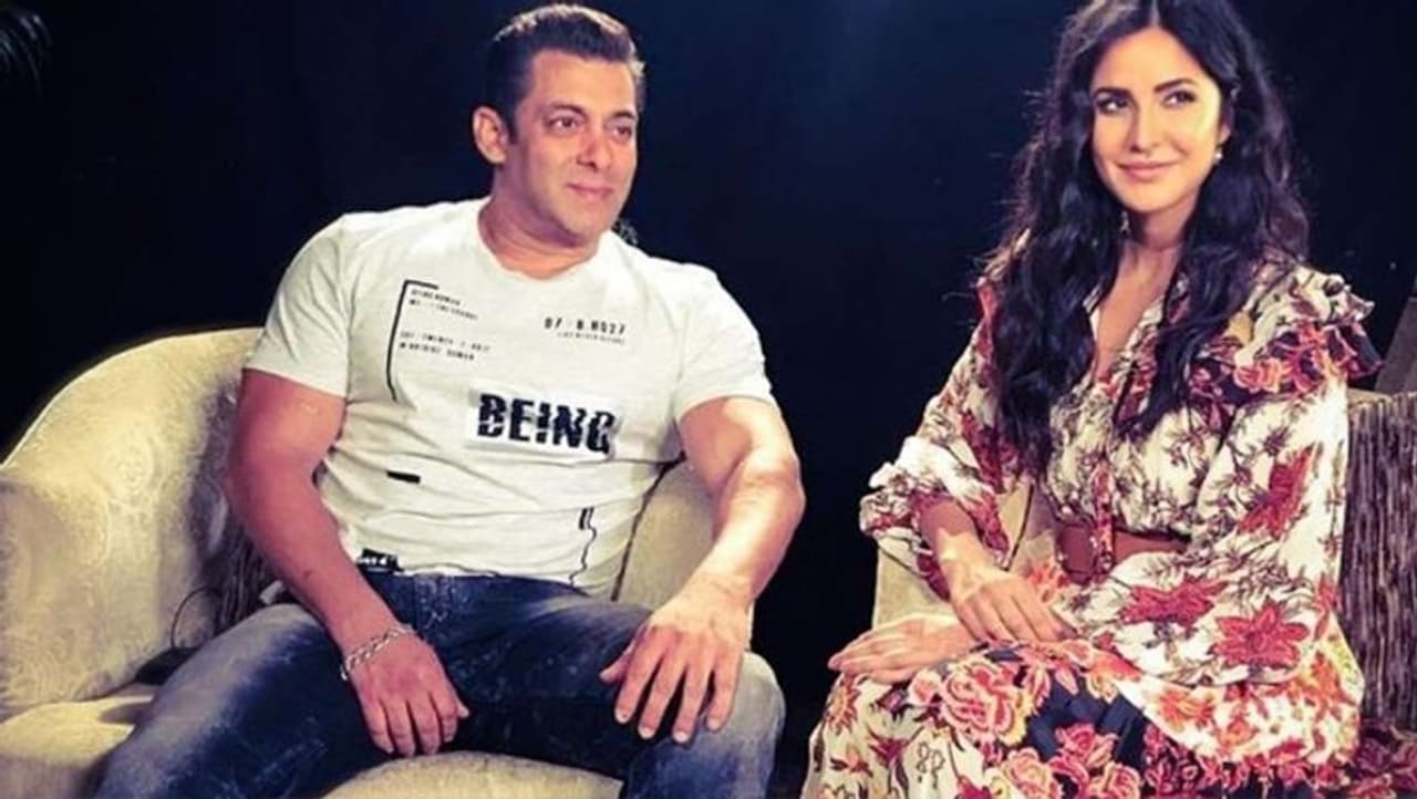 కత్రినా ఖైఫ్ కెరీర్ బిగినింగ్ లో సల్మాన్ ఆమెకు అండగా నిలిచాడు. తన చిత్రాలలో అవకాశాలు ఇవ్వడంతో పాటు, తన ప్రభావం ఉపయోగించి ఇతర హీరోల సినిమాలలో కూడా అవకాశాలు ఇప్పించాడు. కత్రినా ఖైఫ్ కెరీర్ బిగినింగ్ లో సల్మాన్ ఆమెకు అండగా నిలిచాడు. తన చిత్రాలలో అవకాశాలు ఇవ్వడంతో పాటు, తన ప్రభావం ఉపయోగించి ఇతర హీరోల సినిమాలలో కూడా అవకాశాలు ఇప్పించాడు.