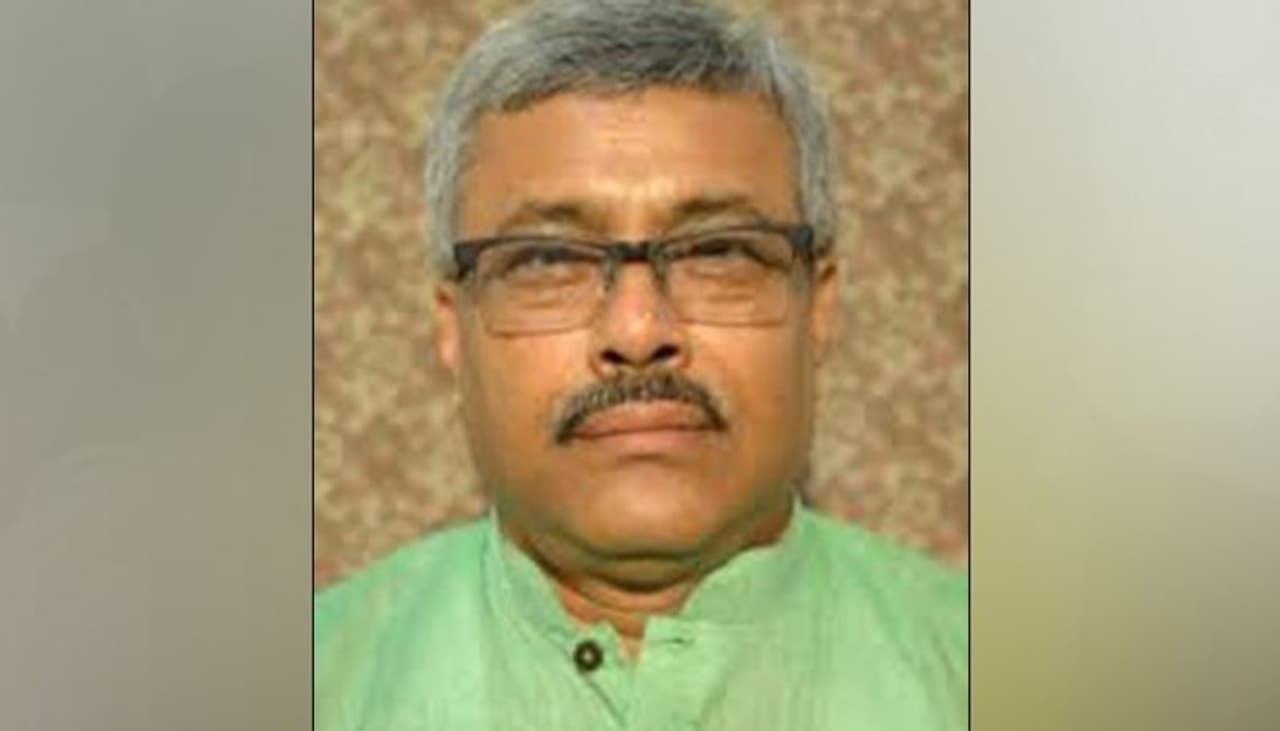 <p>In the meeting, the main aim of Mamata Banerjee will be to unite the party and bring it to the battlefield. However, the Trinamool Congress was in a state of discomfort before Banerjee’s meeting.<br /> </p> <p>In the meeting, the main aim of Mamata Banerjee will be to unite the party and bring it to the battlefield. However, the Trinamool Congress was in a state of discomfort before Banerjee’s meeting.<br /> </p>