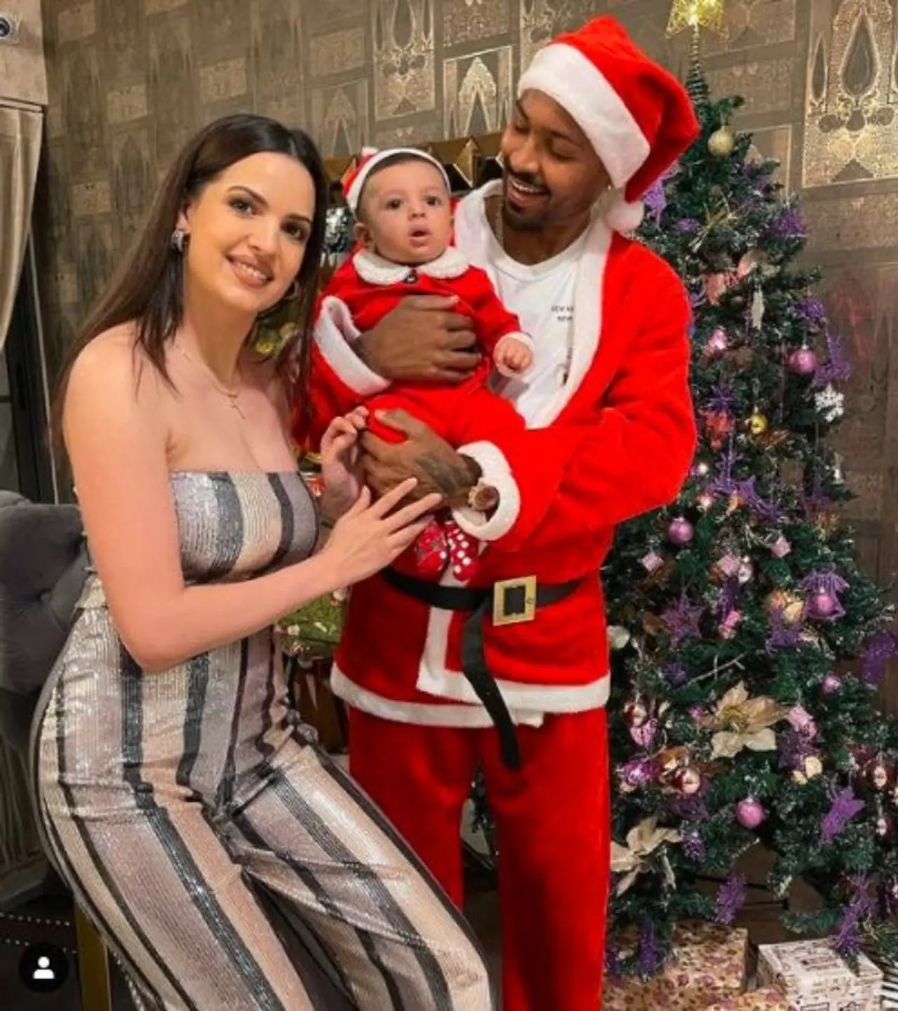 <p>Indian all rounder Hardik Pandya will have demanding tasks to prove his dominance in the upcoming limited overs series against Sri Lanka, starting Sunday. However, his family hasn't travelled with him this term.</p>