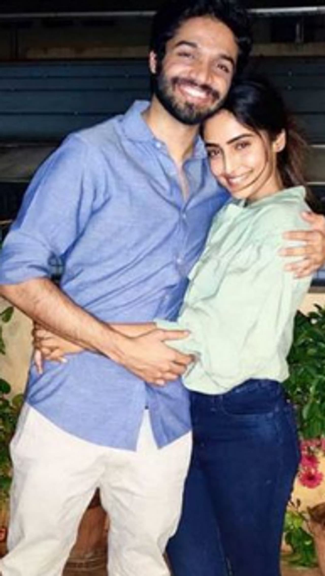 <p> நடிகை ரெபா மோனிகா இன்று, (பிப்ரவரி 4 ) ஆம் தேதி தன்னுடைய பிறந்தநாளை கொண்டாடினார். </p> <p> நடிகை ரெபா மோனிகா இன்று, (பிப்ரவரி 4 ) ஆம் தேதி தன்னுடைய பிறந்தநாளை கொண்டாடினார். </p>