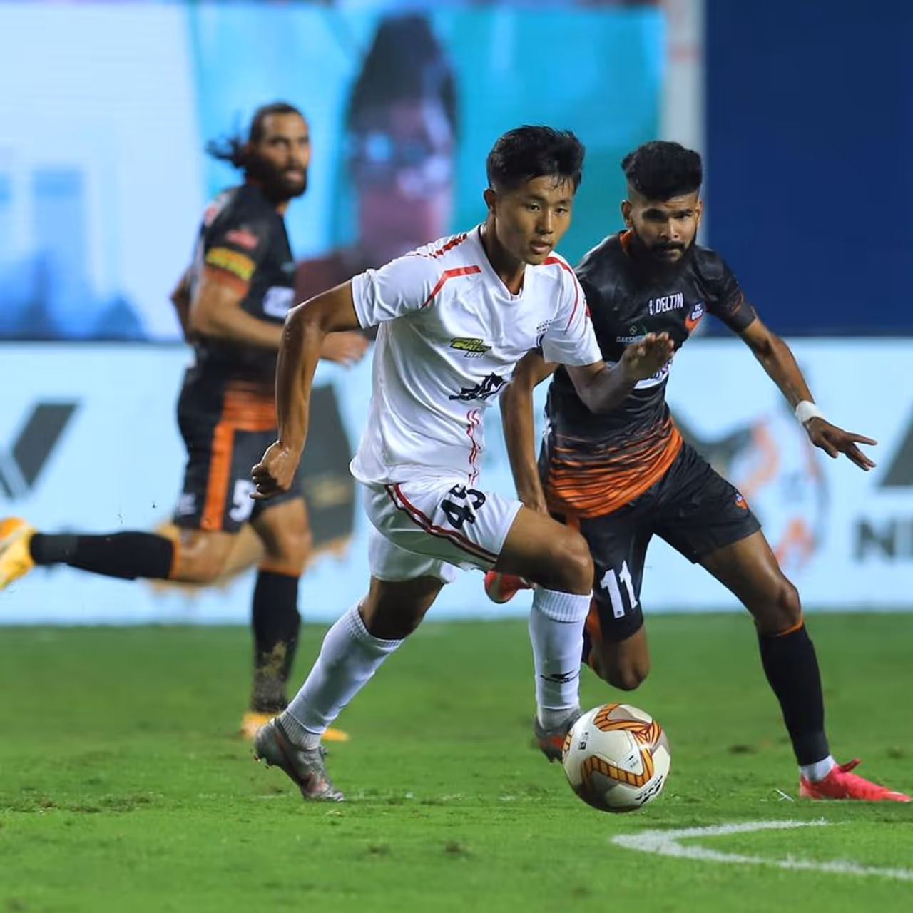 <p>In what turned out to be a thrilling match, FC Goa was held to a frustrating 2 2 draw by NorthEast United FC in the 2020 21 Indian Super League, at the Tilak Maidan in Goa, on Thursday. Goa has risen to the third spot with this draw, while NEU stays on fifth.</p> <p>In what turned out to be a thrilling match, FC Goa was held to a frustrating 2 2 draw by NorthEast United FC in the 2020 21 Indian Super League, at the Tilak Maidan in Goa, on Thursday. Goa has risen to the third spot with this draw, while NEU stays on fifth.</p>
