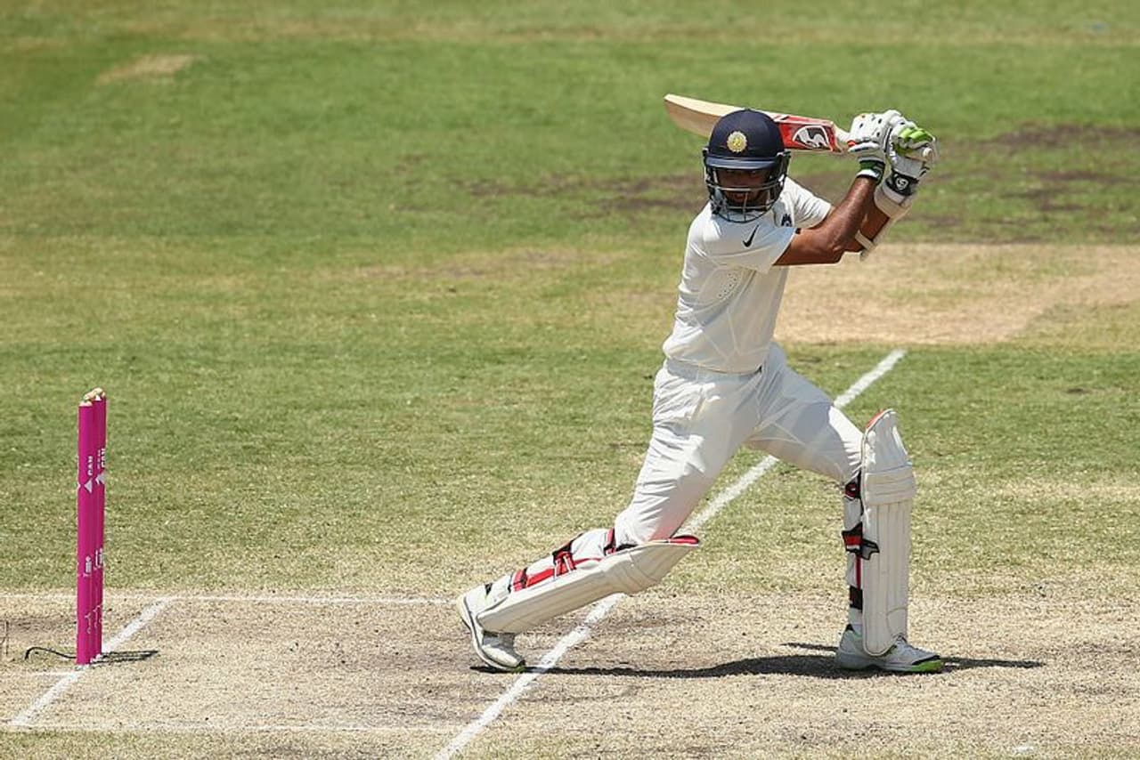 <p>‘నాకు టెస్టు క్రికెట్ ఆడడం ఇష్టం లేదని, టెస్టులకు దూరంగా ఉండాలని నిర్ణయించుకున్నానని కొన్ని ఆర్టికల్స్ చదివాను. దీనిపై నేను క్లారిటీ ఇవ్వాలనుకుంటున్నా...</p> <p>‘నాకు టెస్టు క్రికెట్ ఆడడం ఇష్టం లేదని, టెస్టులకు దూరంగా ఉండాలని నిర్ణయించుకున్నానని కొన్ని ఆర్టికల్స్ చదివాను. దీనిపై నేను క్లారిటీ ఇవ్వాలనుకుంటున్నా...</p>